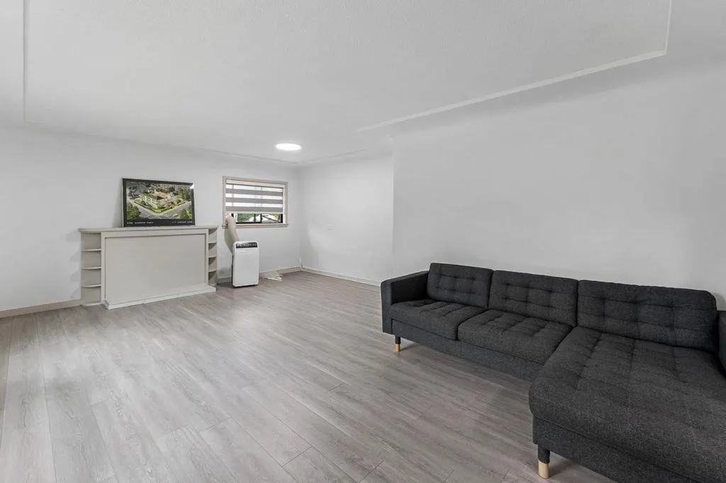 3008 Garden Drive