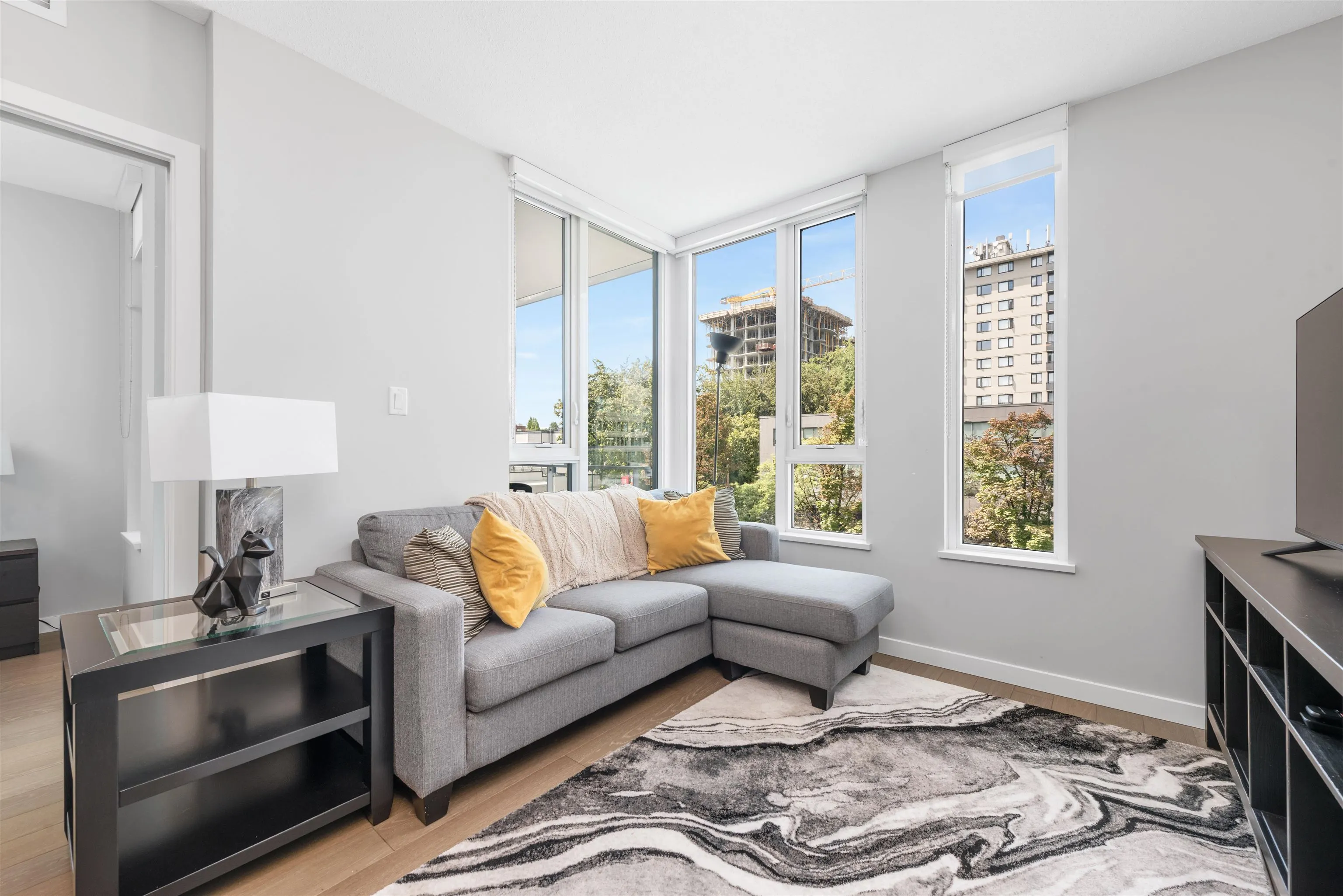 309 2888 Cambie Street