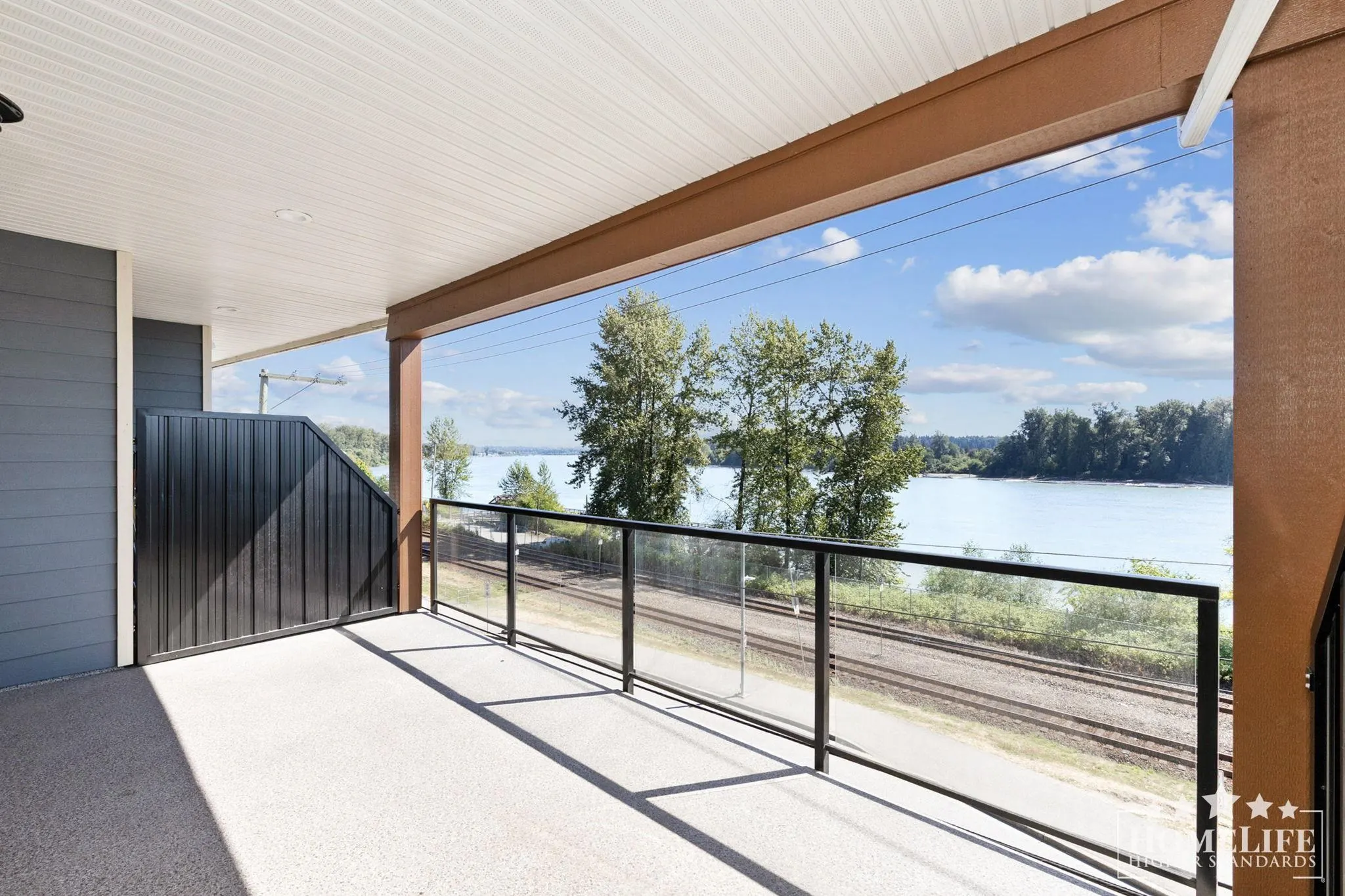 306 22327 River Road
