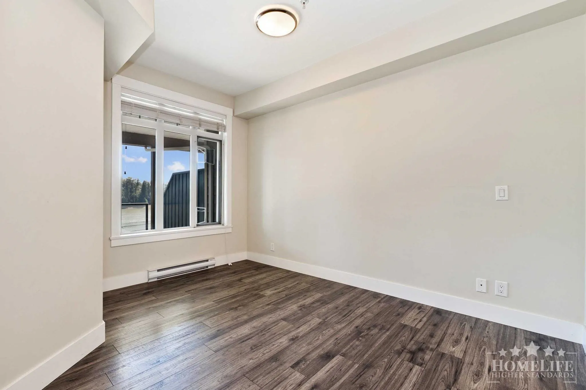306 22327 River Road