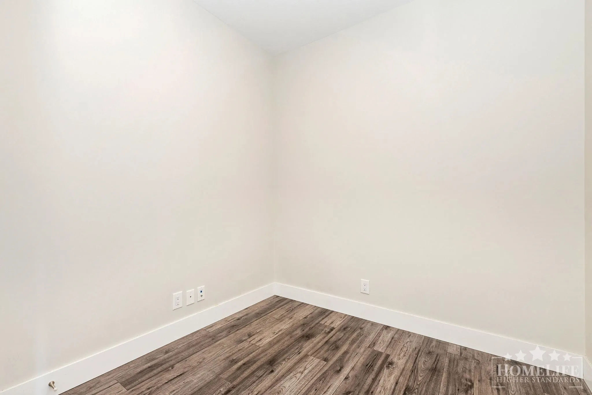 306 22327 River Road