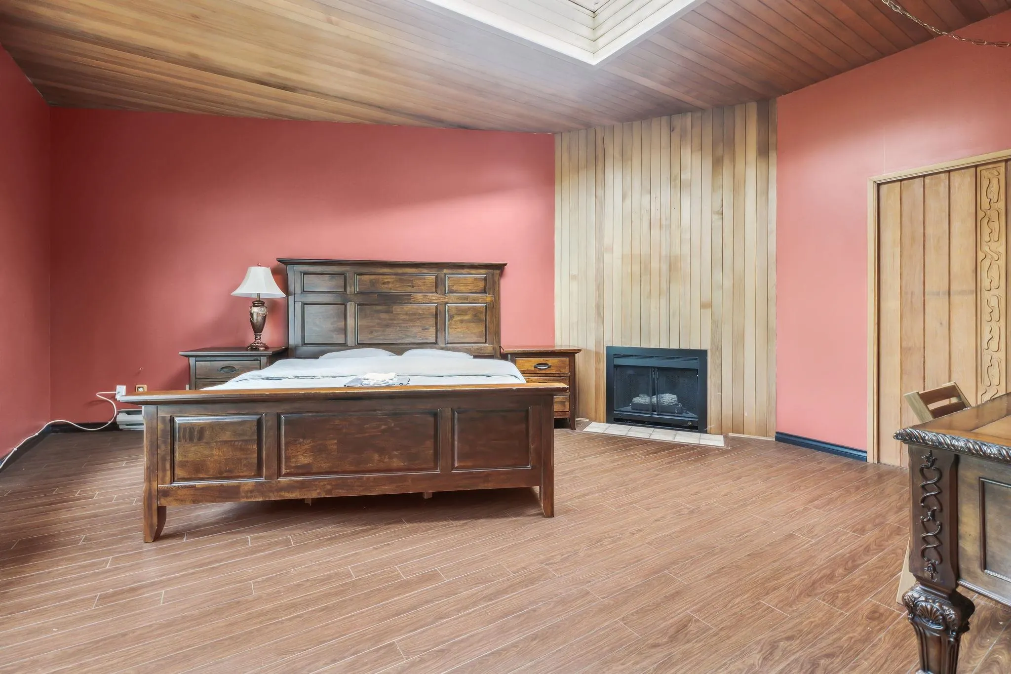 4523 King Edward Place