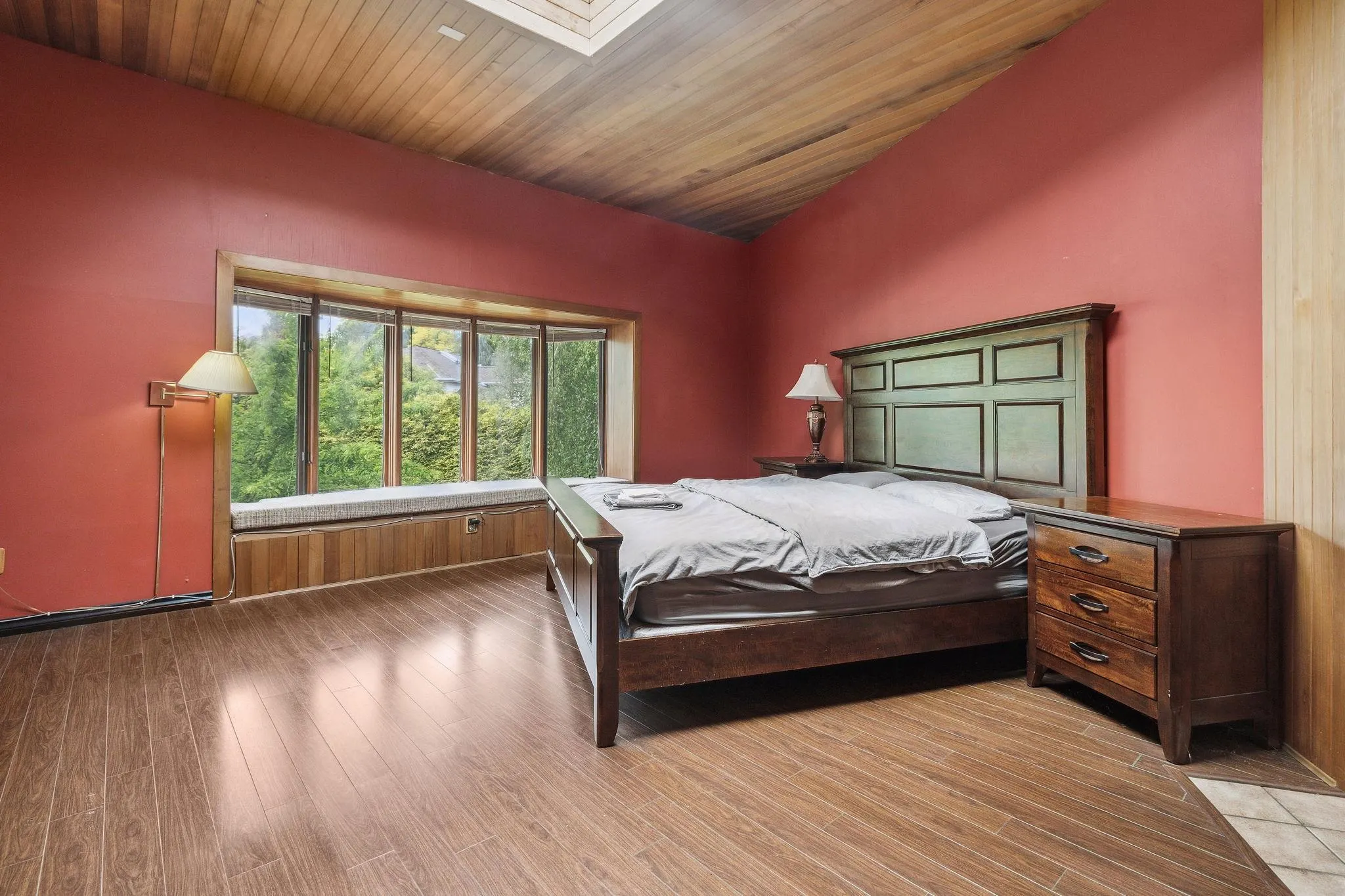 4523 King Edward Place