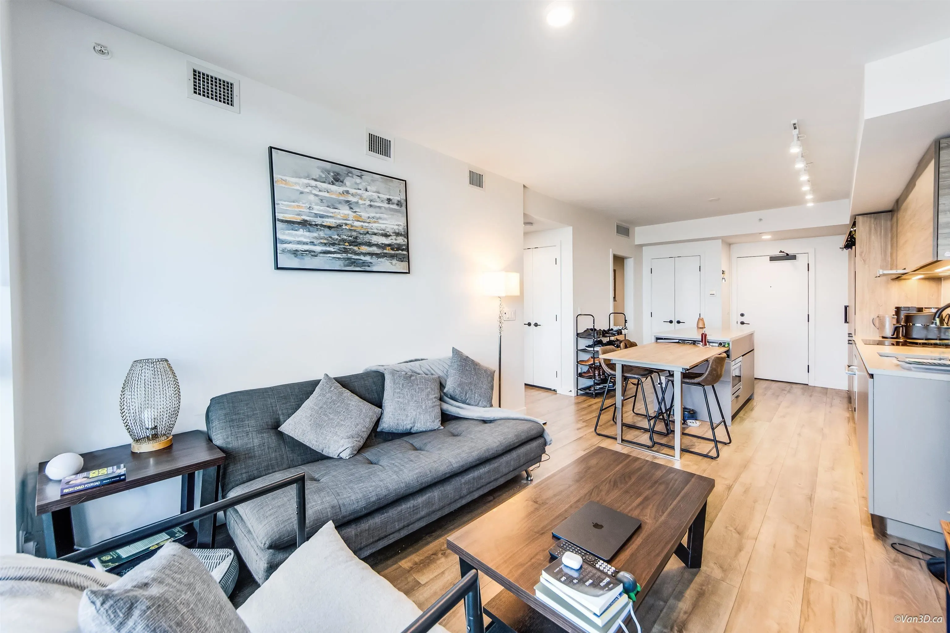 23xx 13428 105 Avenue