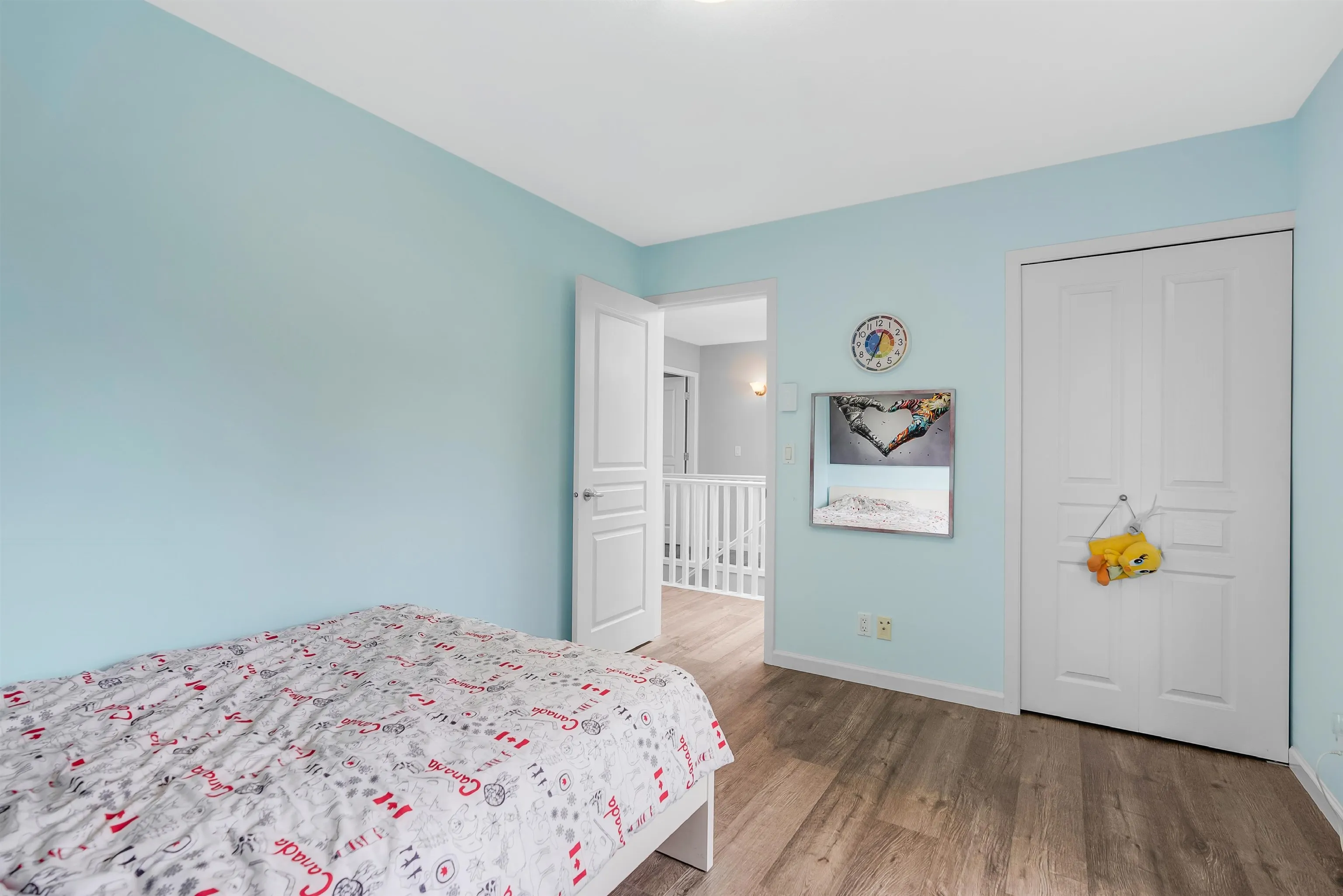 5 3363 Rosemary Heights Crescent