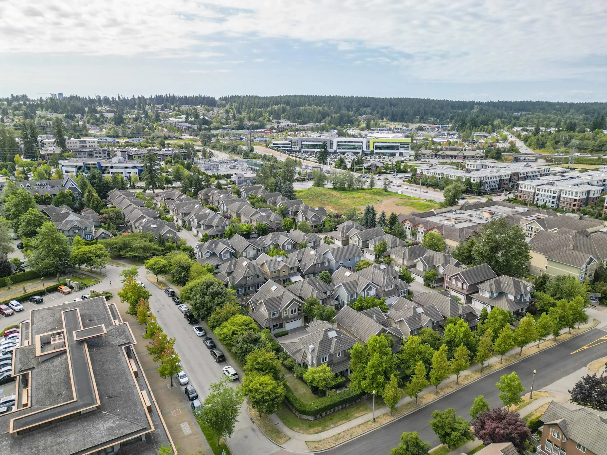 5 3363 Rosemary Heights Crescent