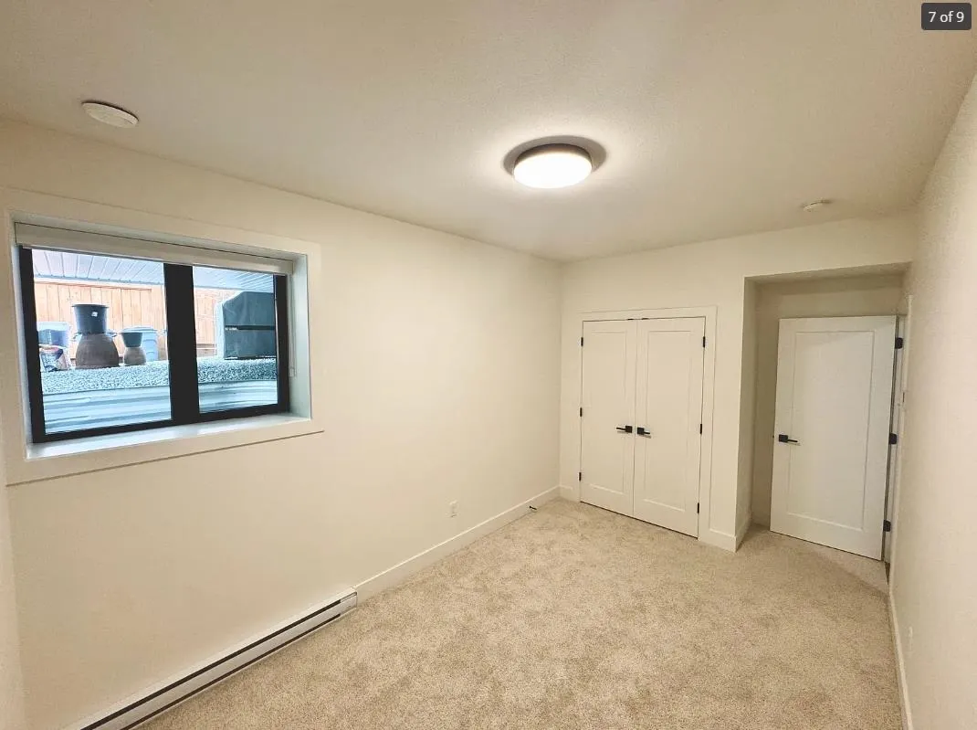 LEGAL Bsmt 22184 44a Avenue