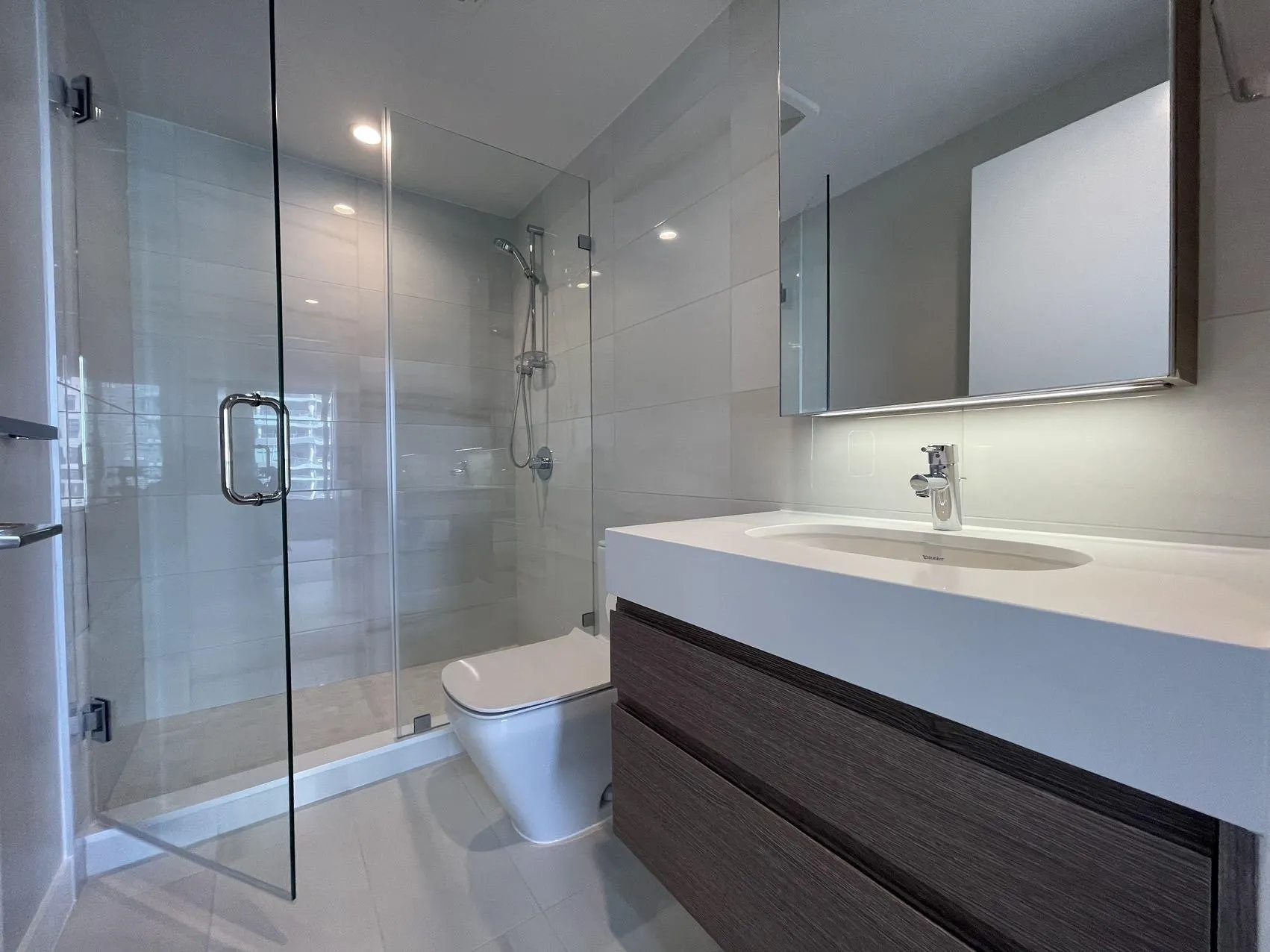 350x 6537 Telford Avenue