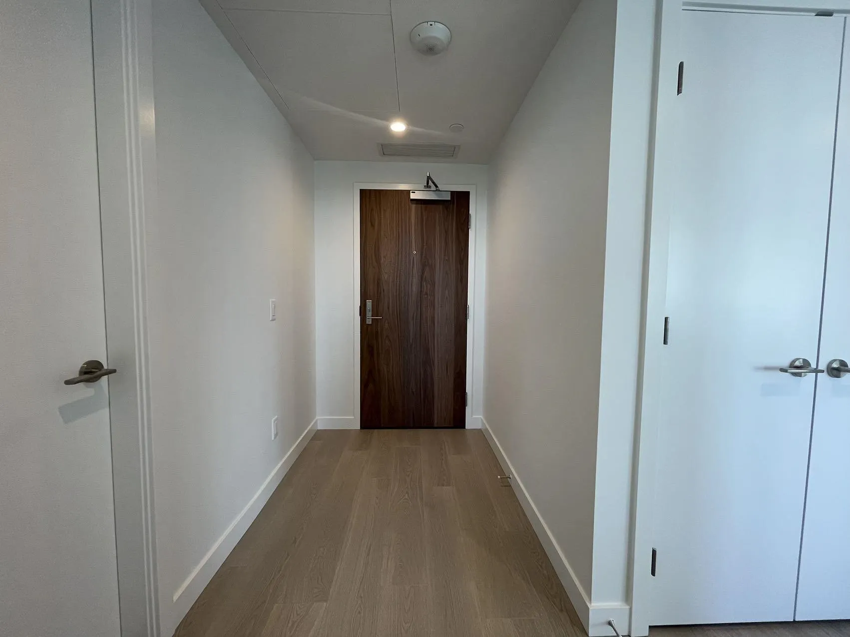 350x 6537 Telford Avenue