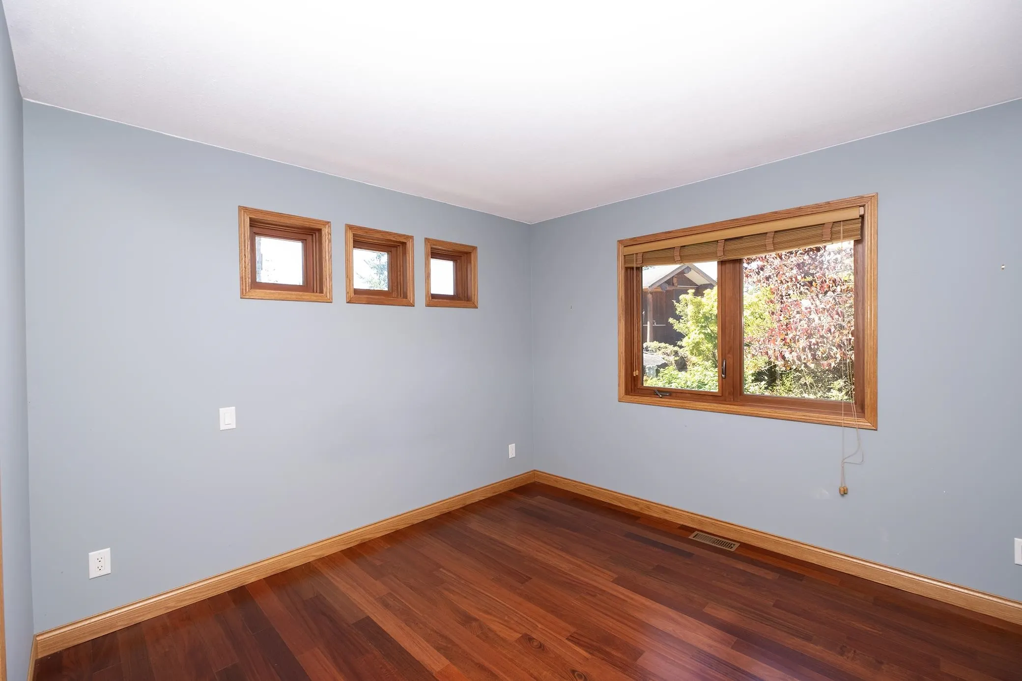 22 4622 Sinclair Bay Road