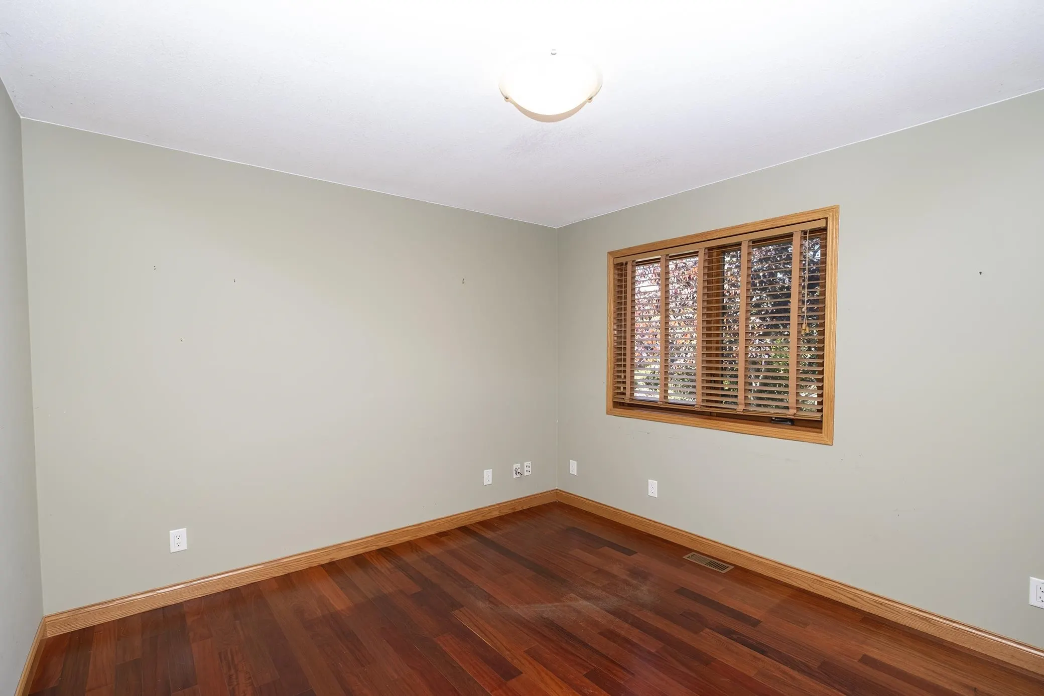 22 4622 Sinclair Bay Road