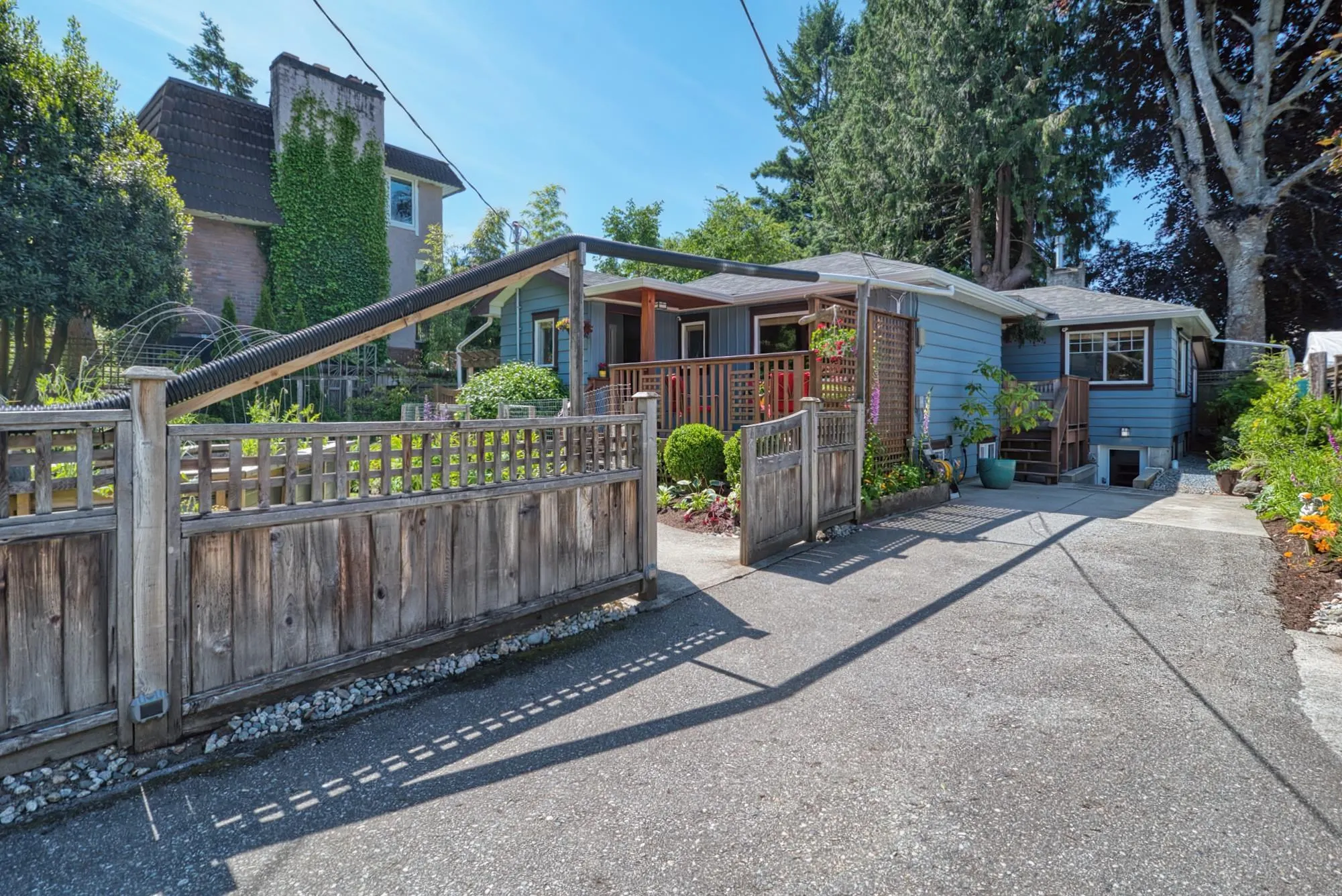 4631 Whitaker Road
