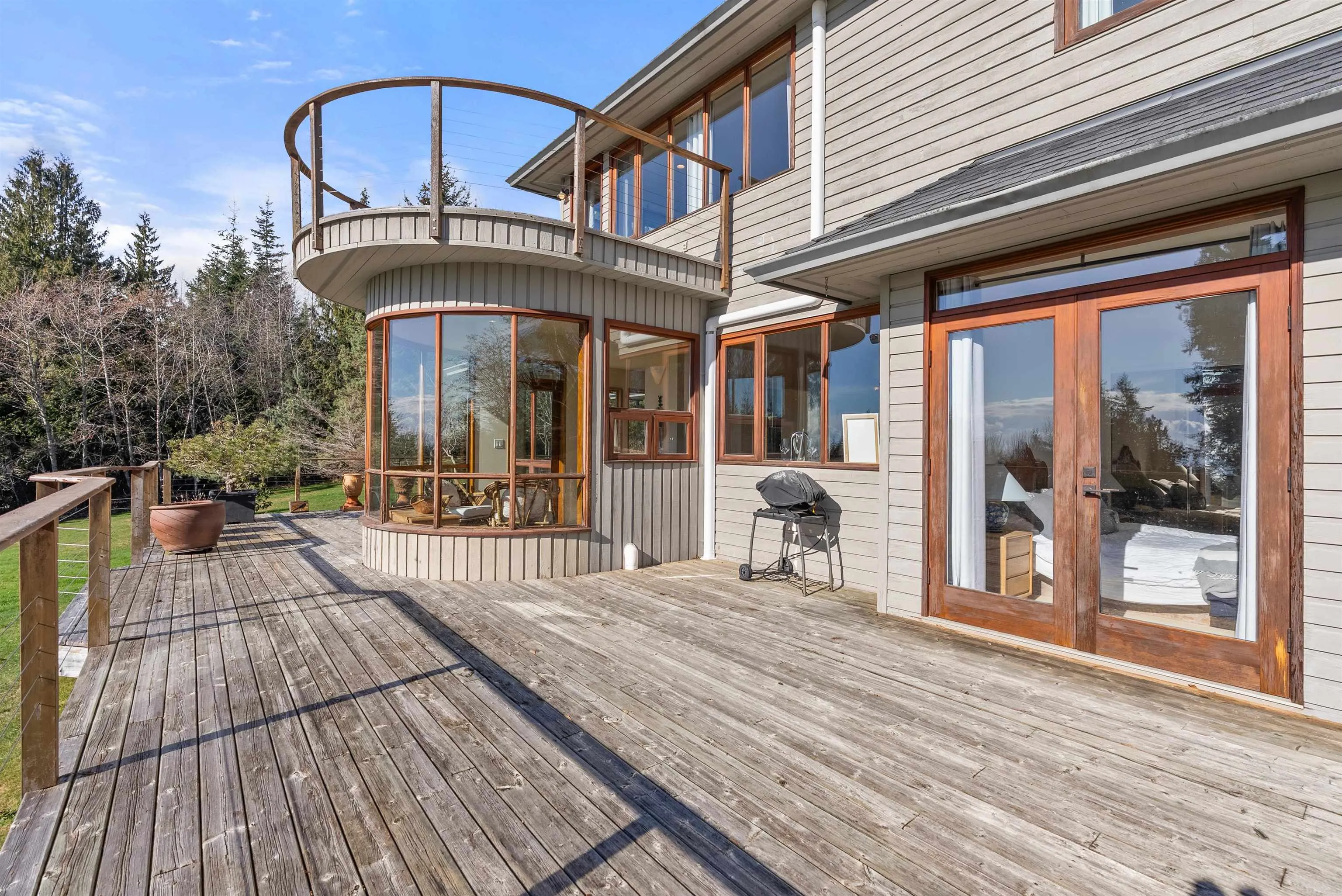 1911 Grandview Road