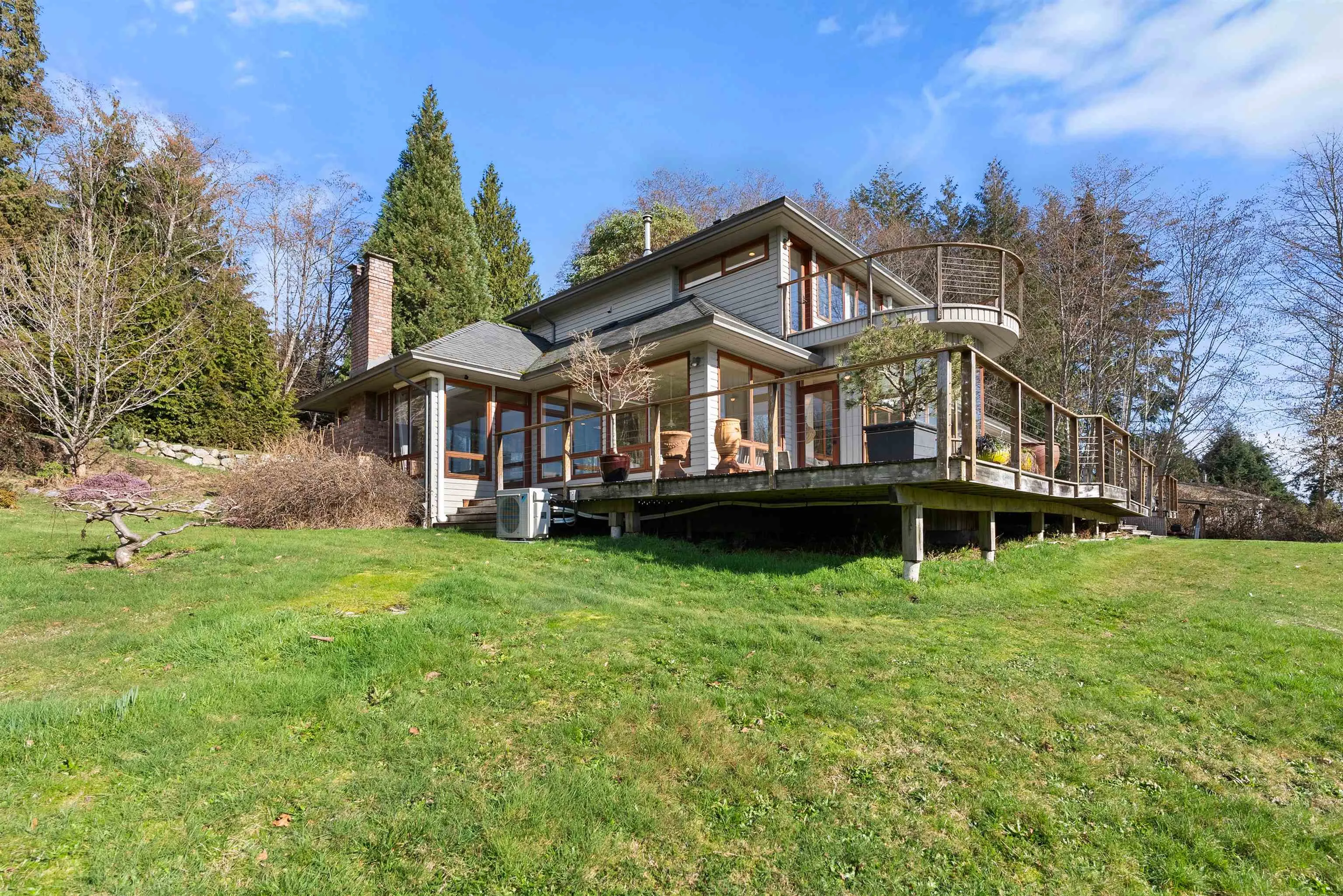 1911 Grandview Road