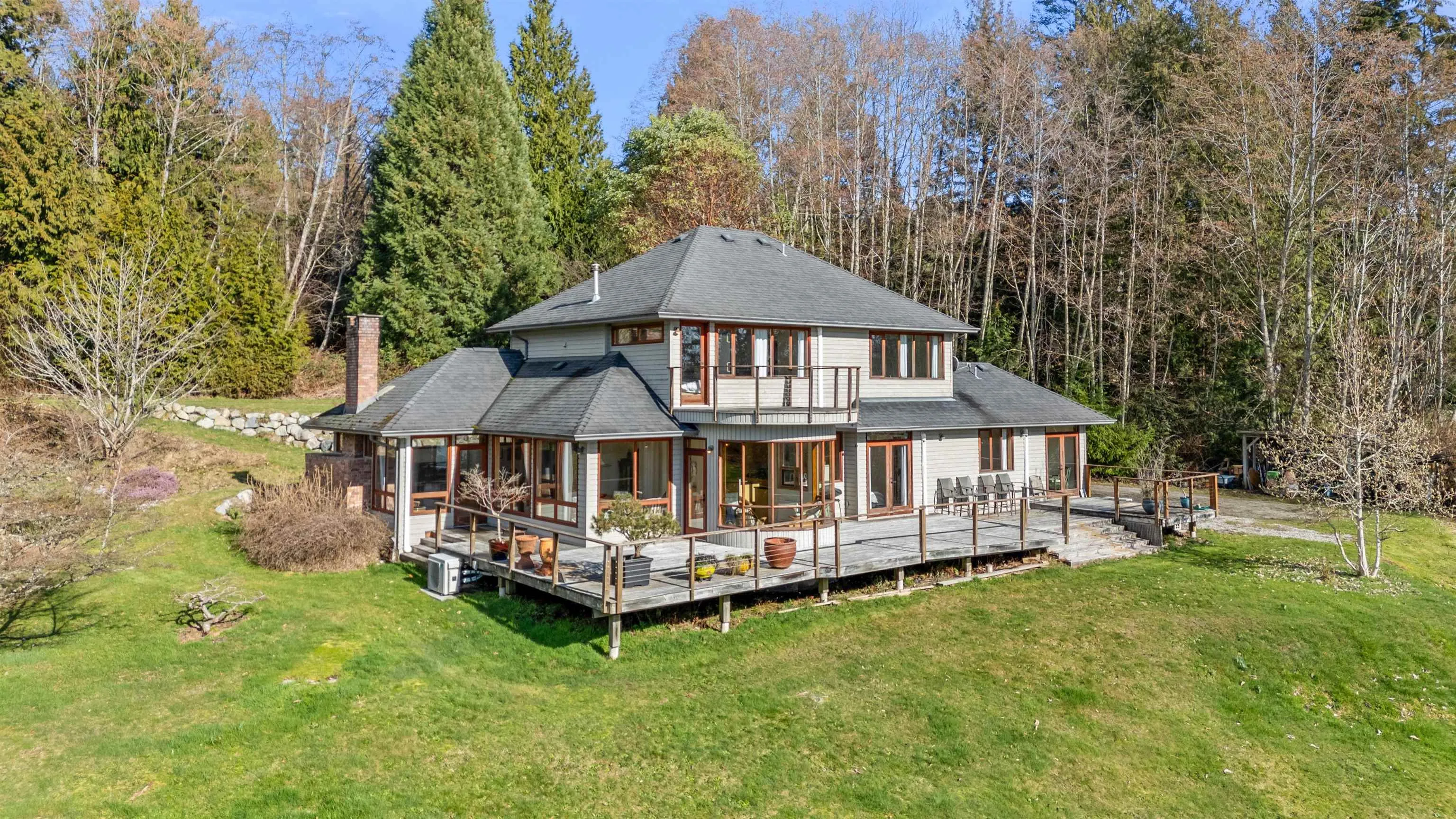 1911 Grandview Road