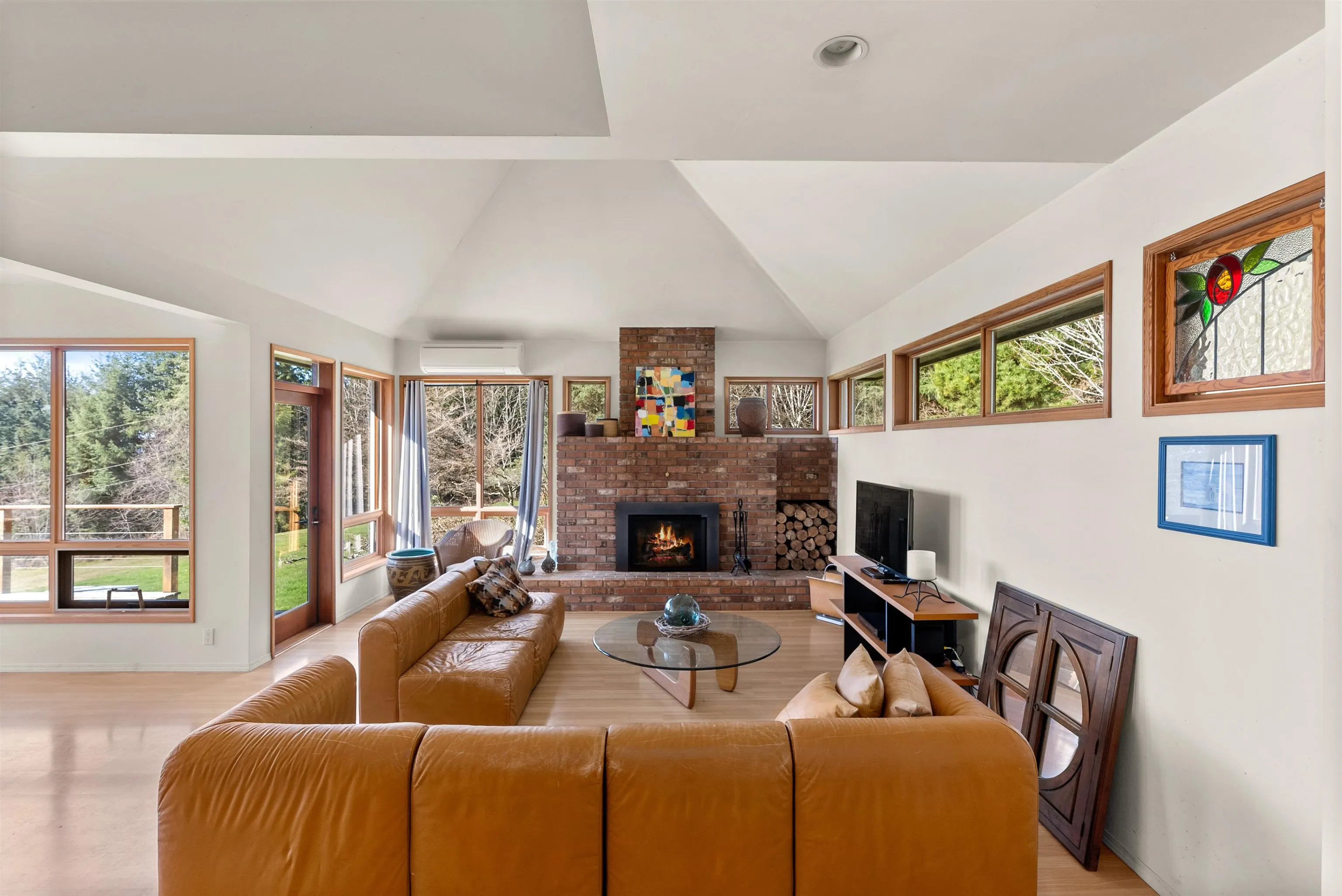1911 Grandview Road