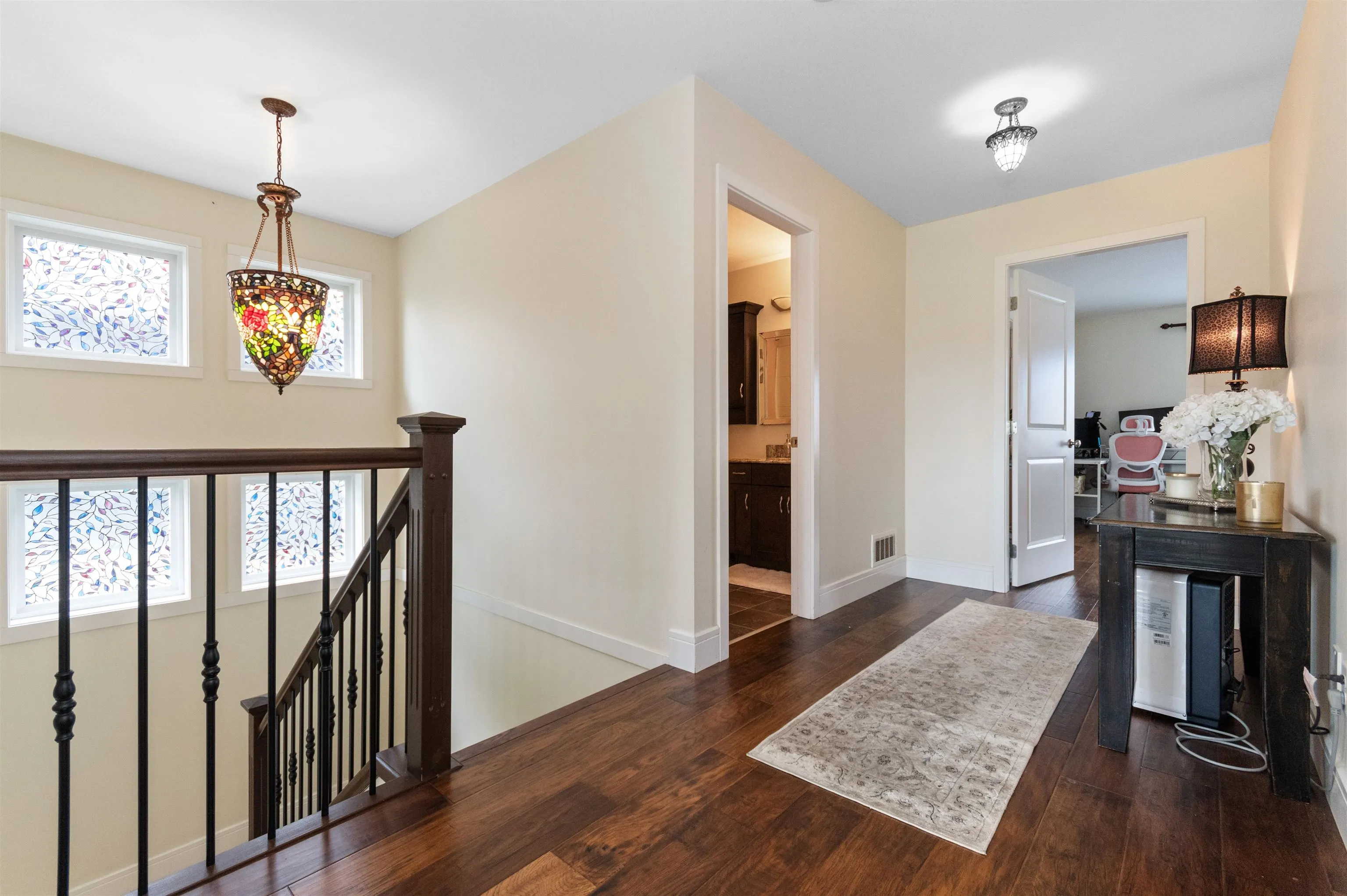 1516 Mackay Crescent