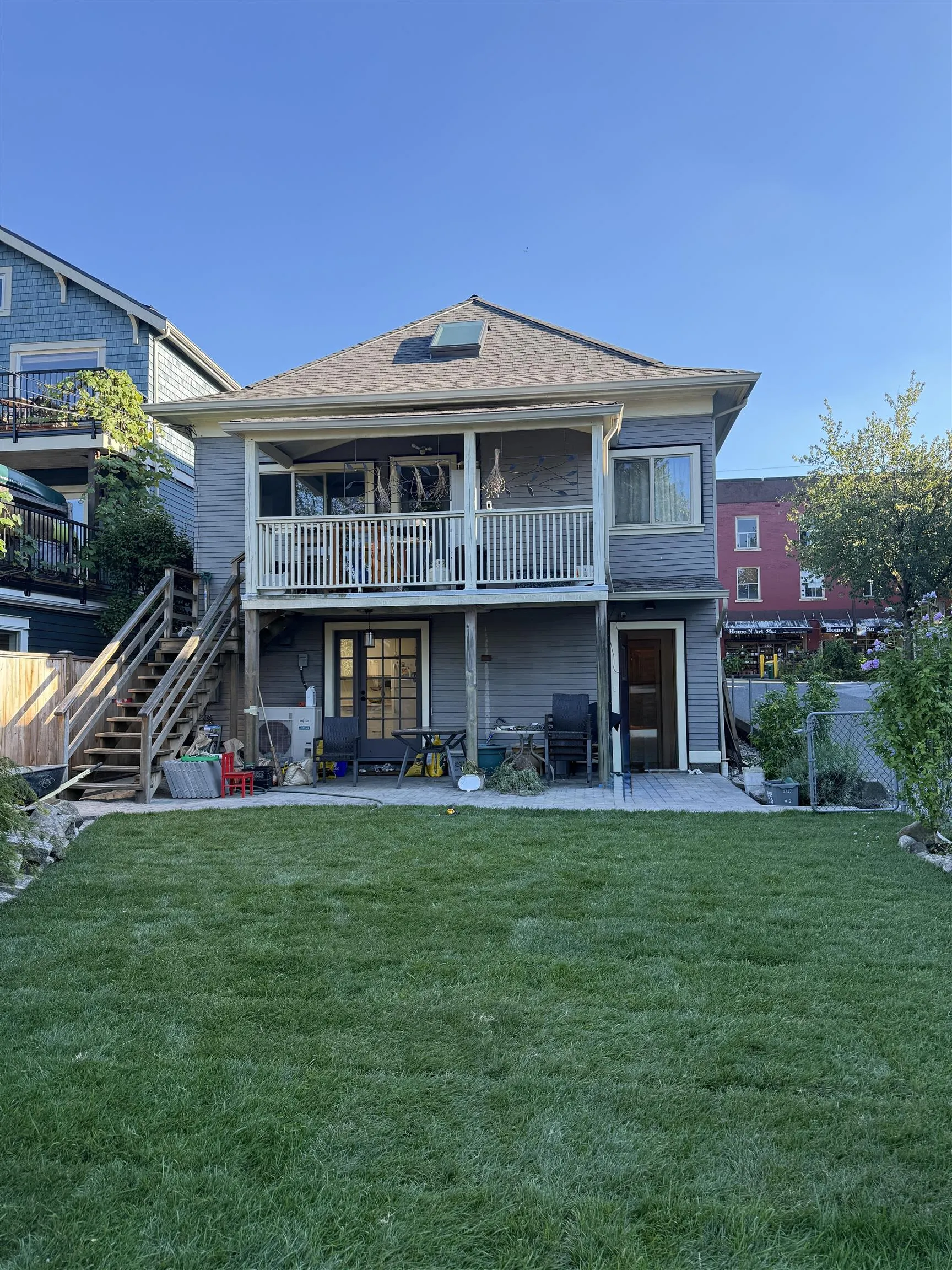 1717 Charles Street