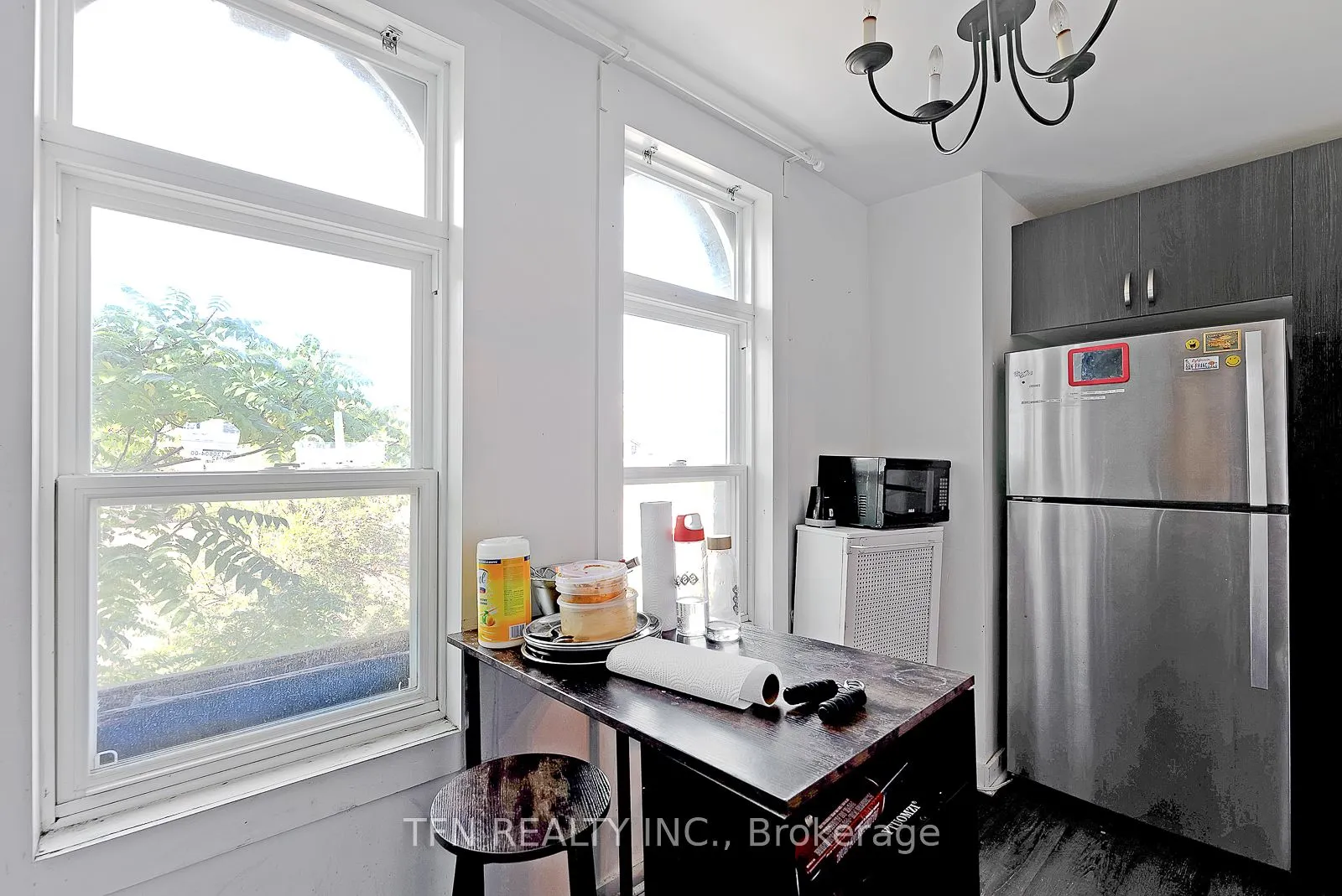 237 Gerrard Street E