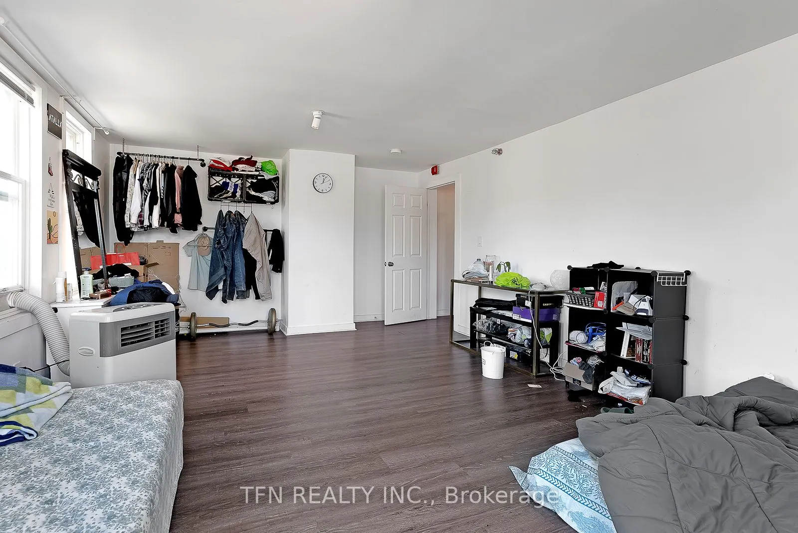 237 Gerrard Street E