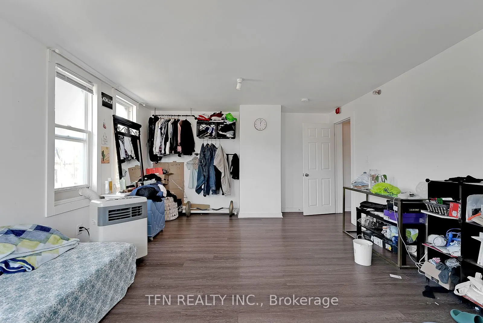 237 Gerrard Street E