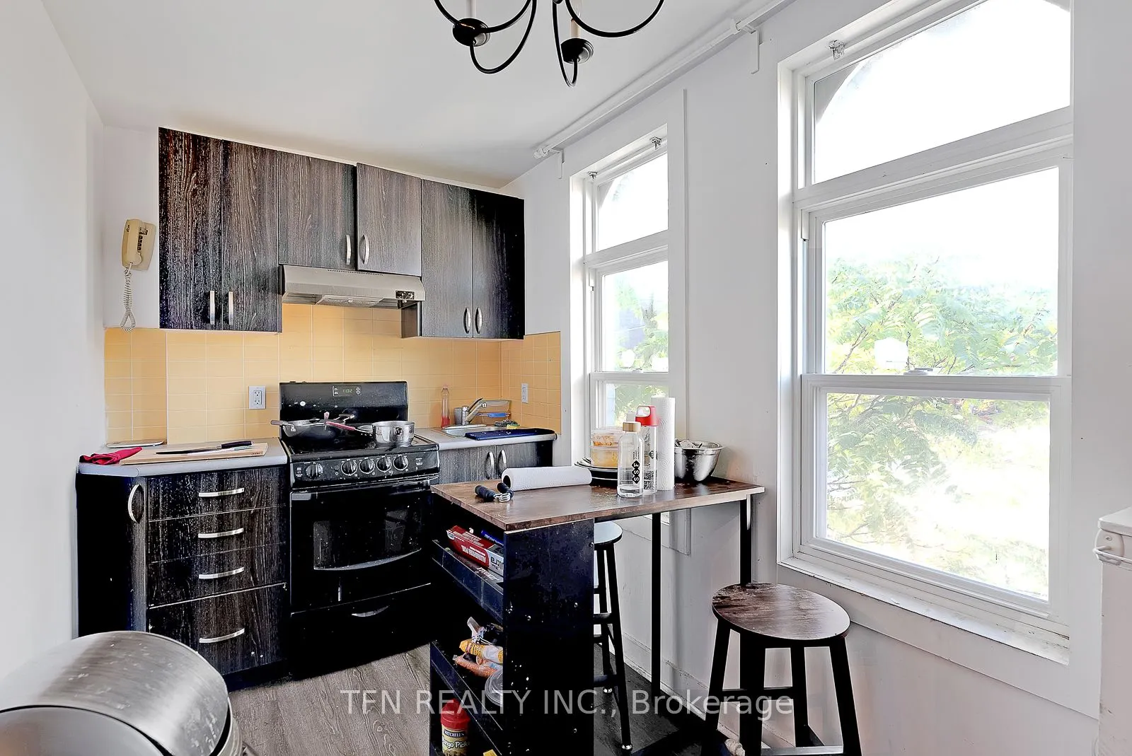 237 Gerrard Street E