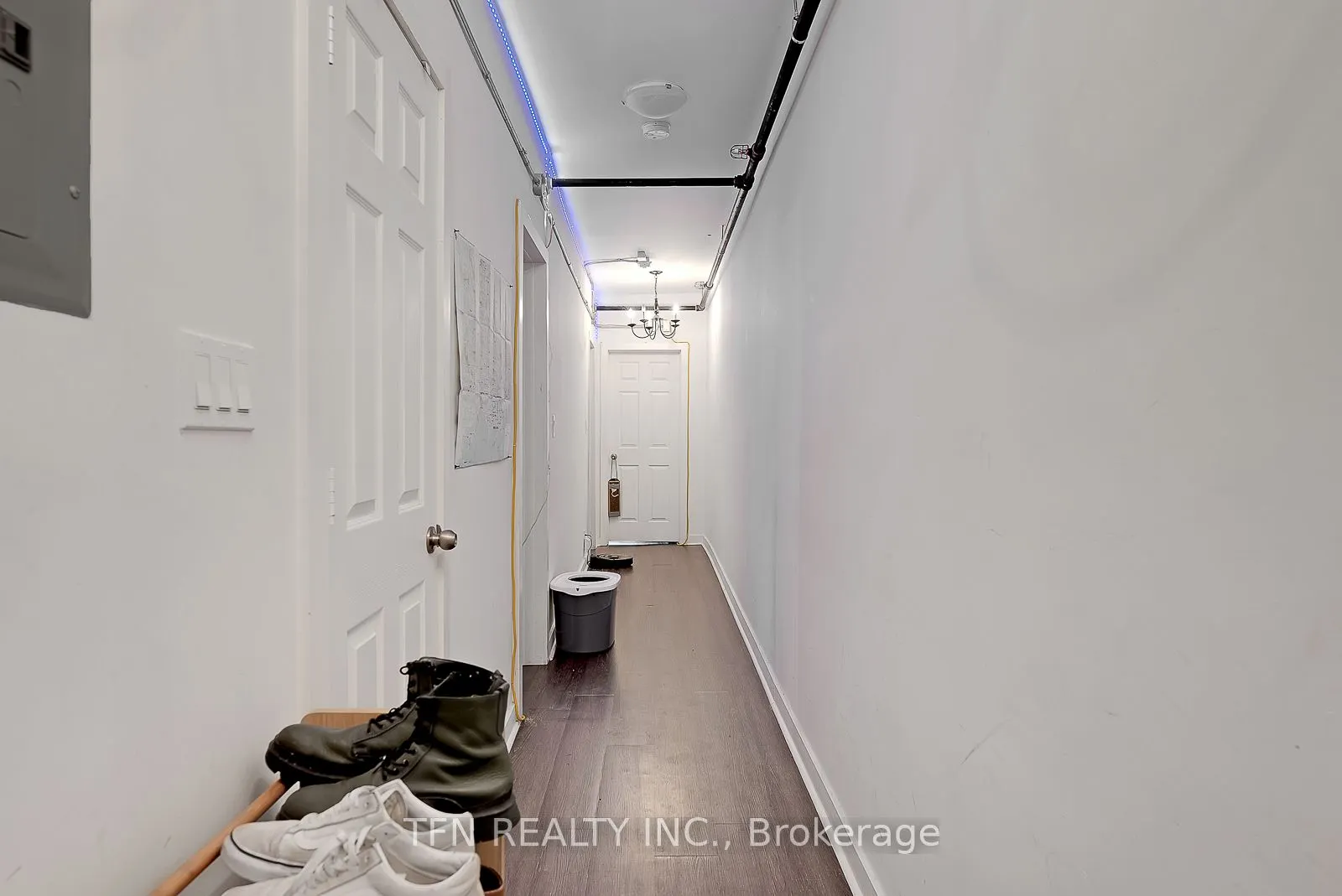 237 Gerrard Street E