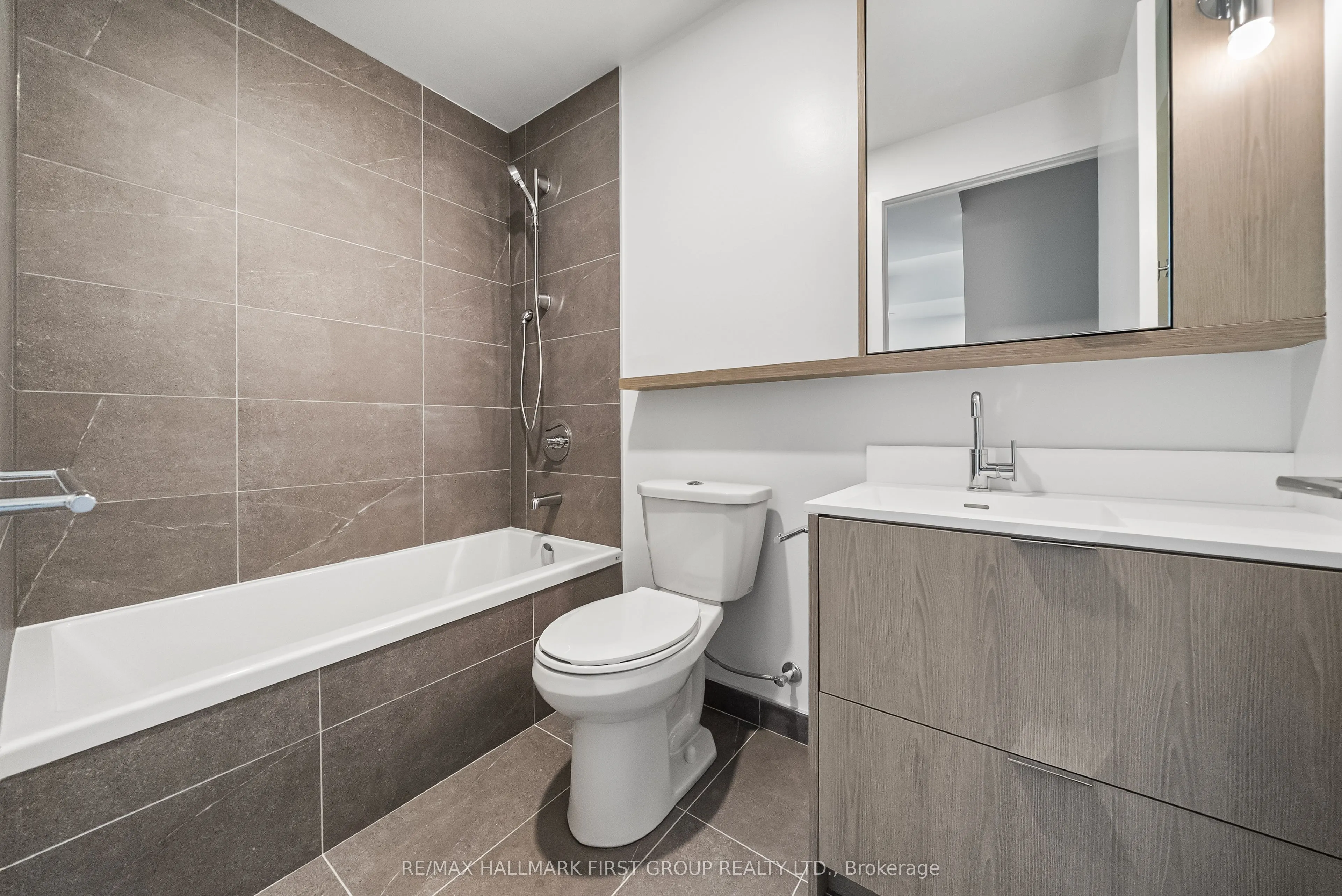 6 Greenbriar Road, #628