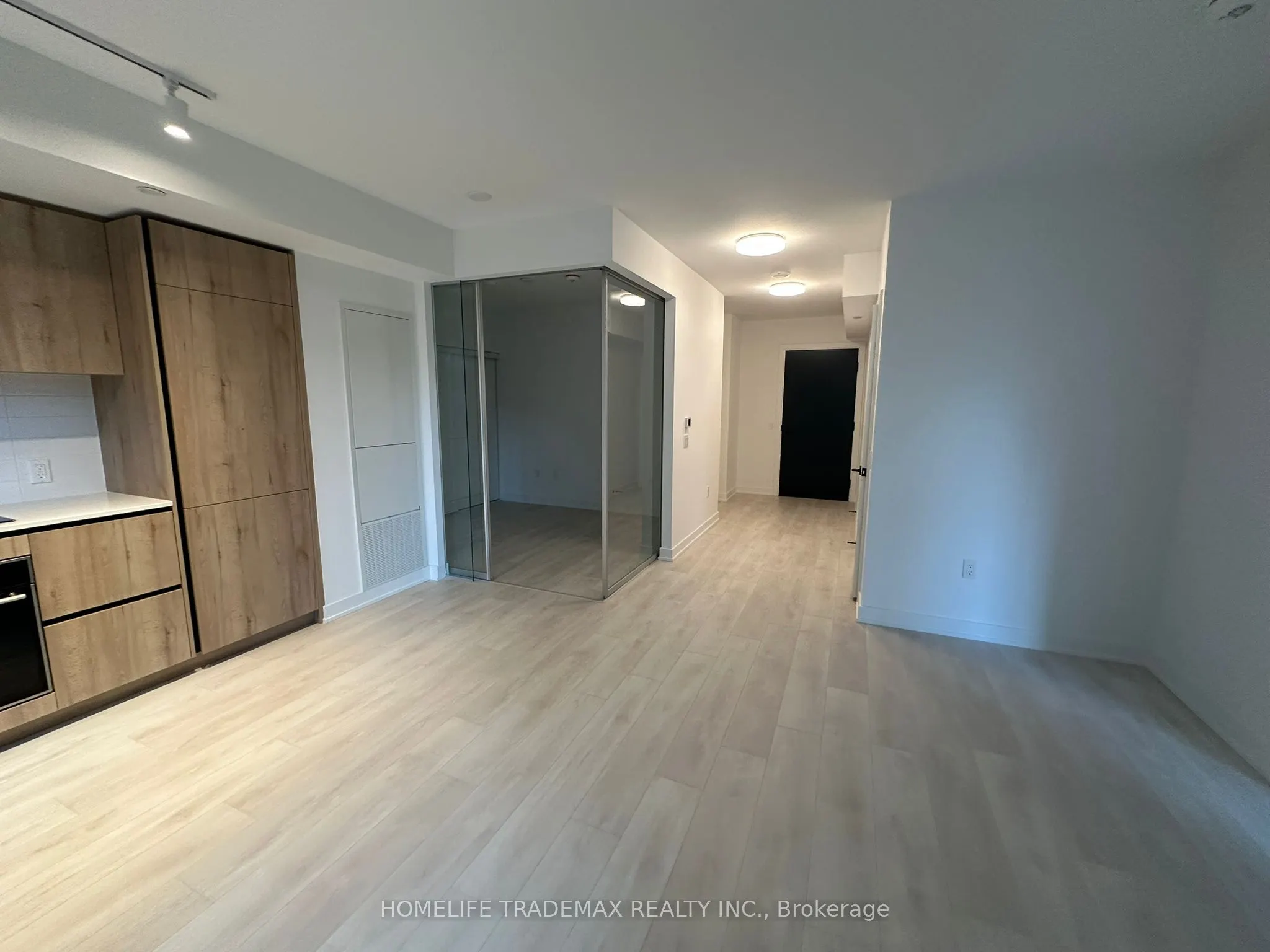 117 Broadway Avenue, #416