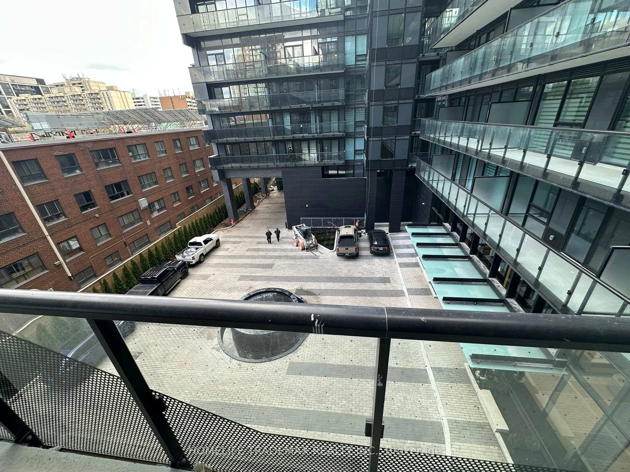 117 Broadway Avenue, #416
