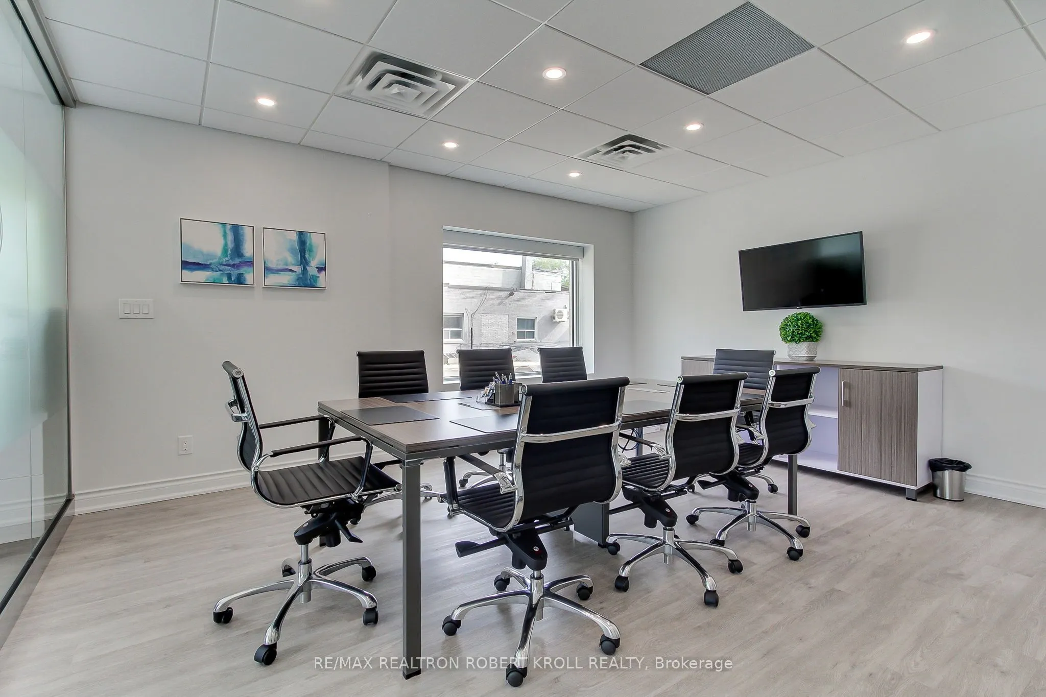 3173 Bathurst Street, #Main Floor