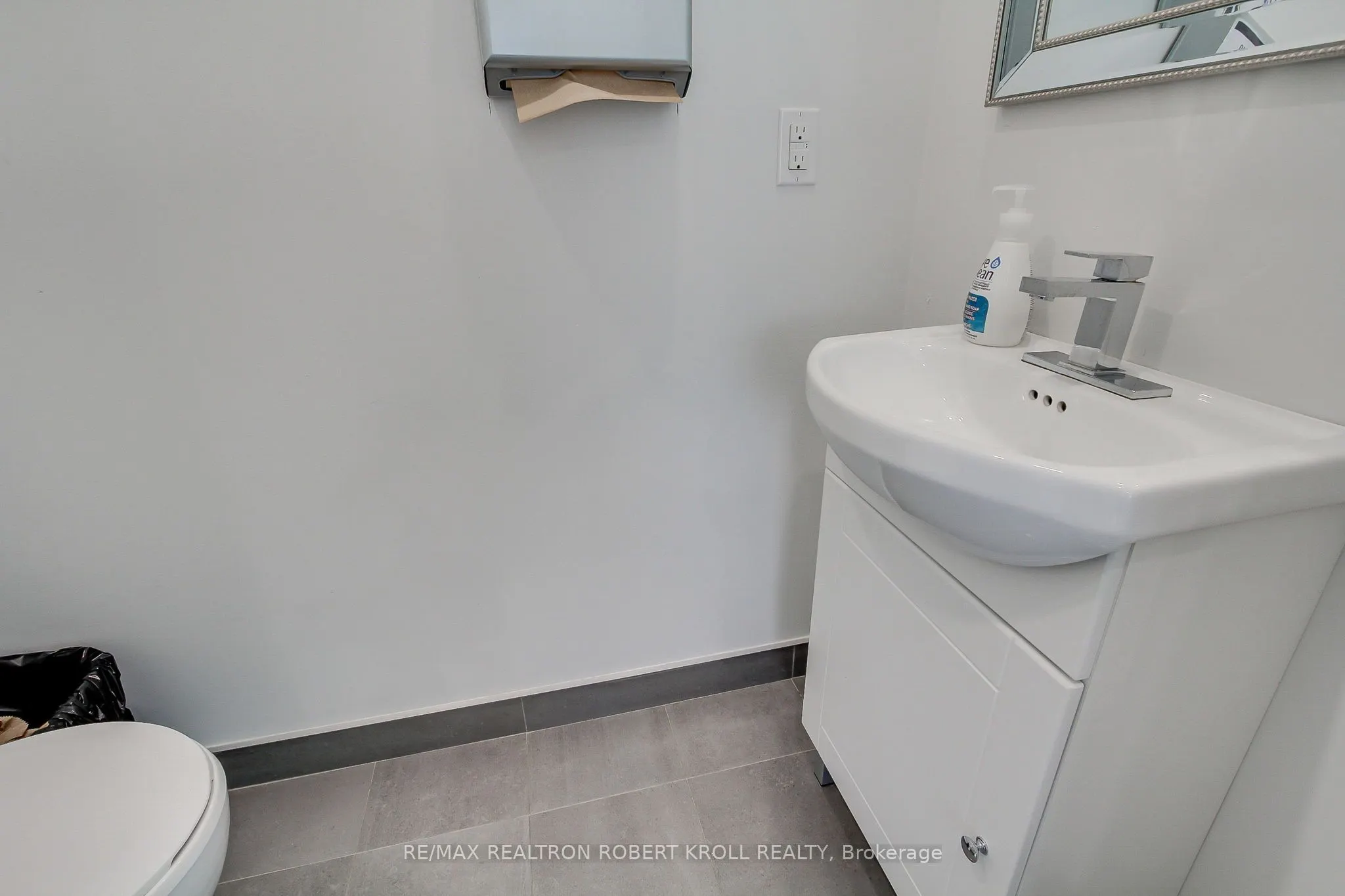 3173 Bathurst Street, #Main Floor