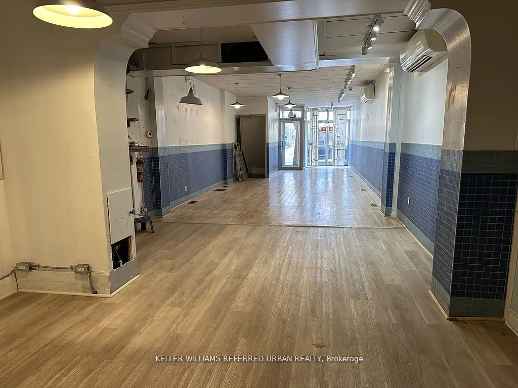 1005 Bloor Street W, #Main