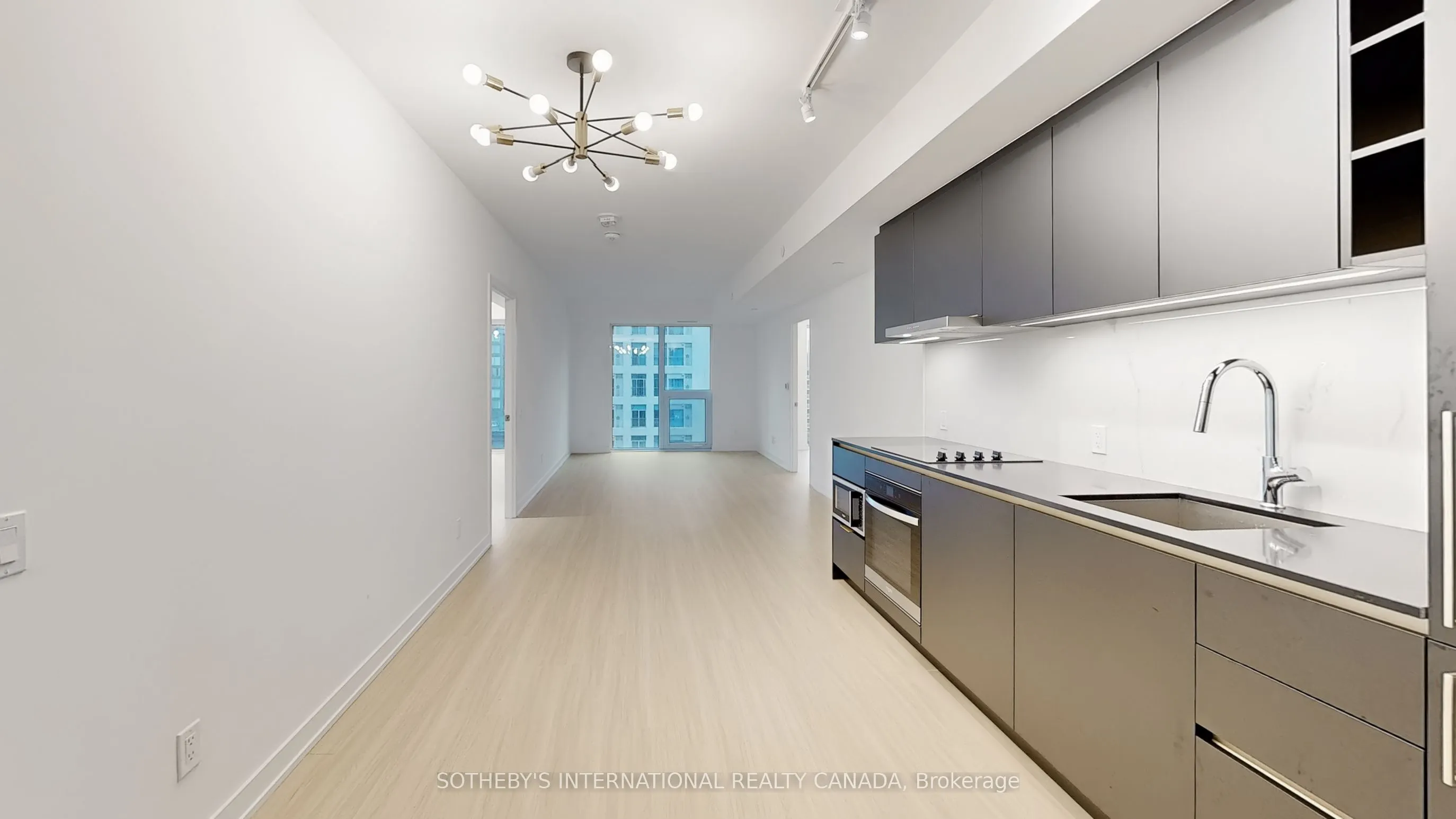 8 Wellesley Street W, #707