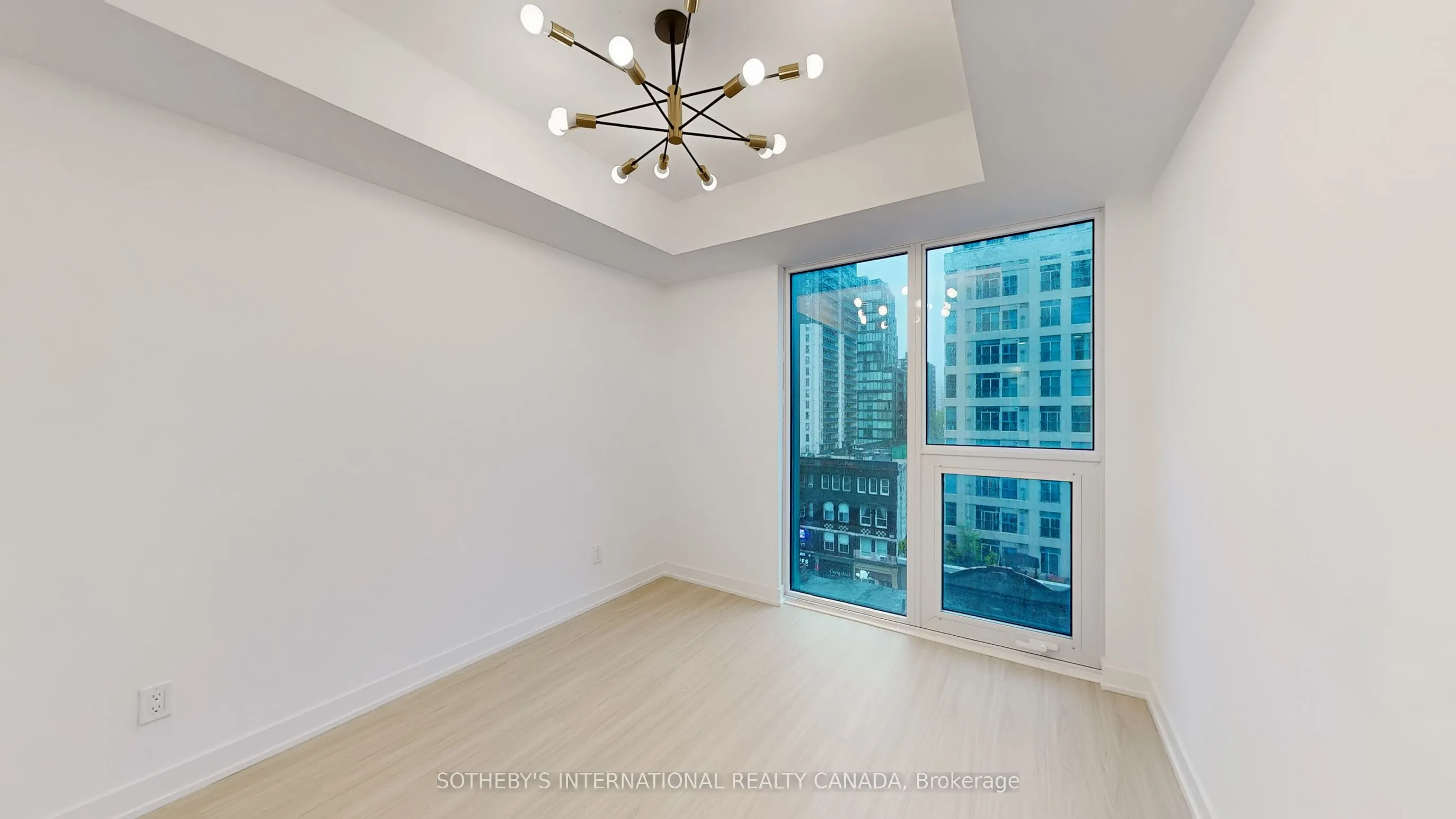 8 Wellesley Street W, #707
