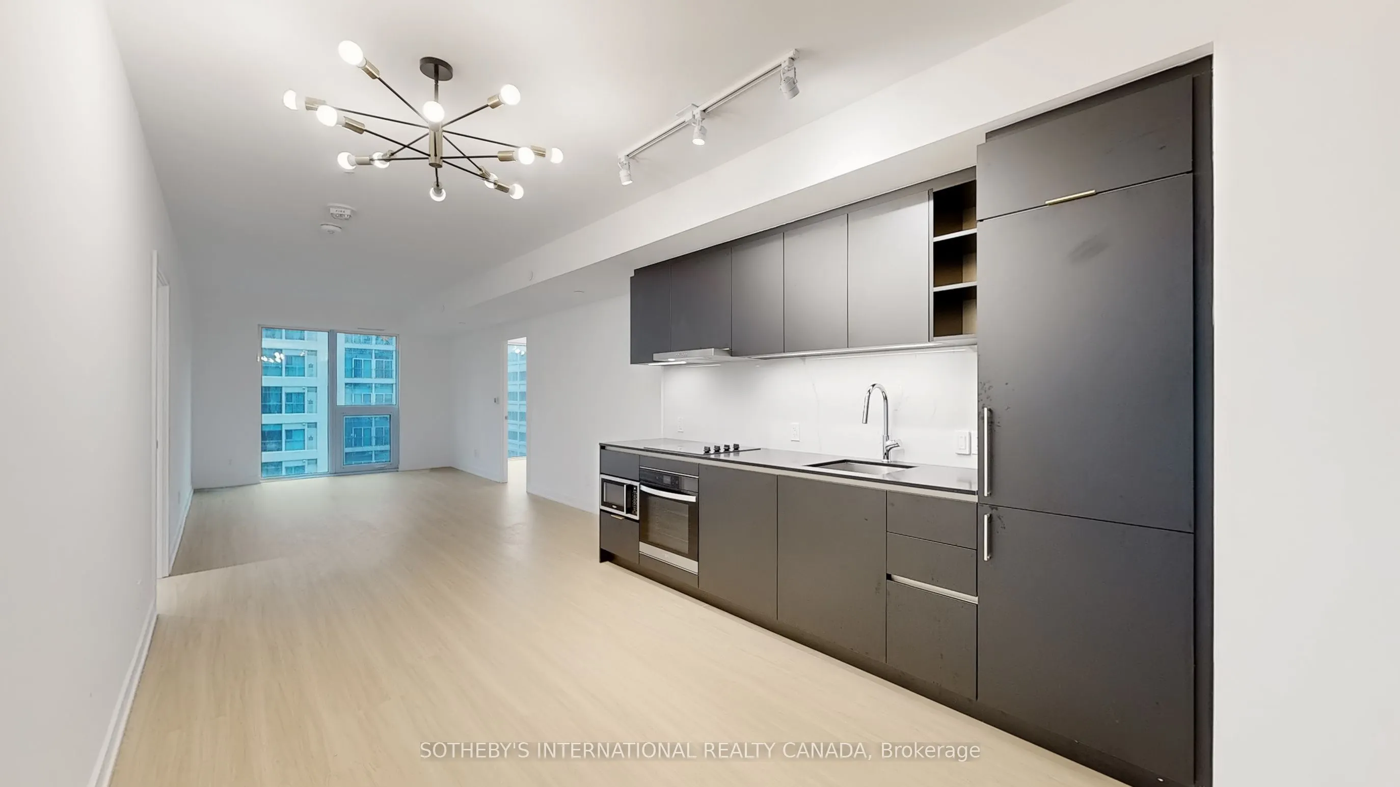 8 Wellesley Street W, #707