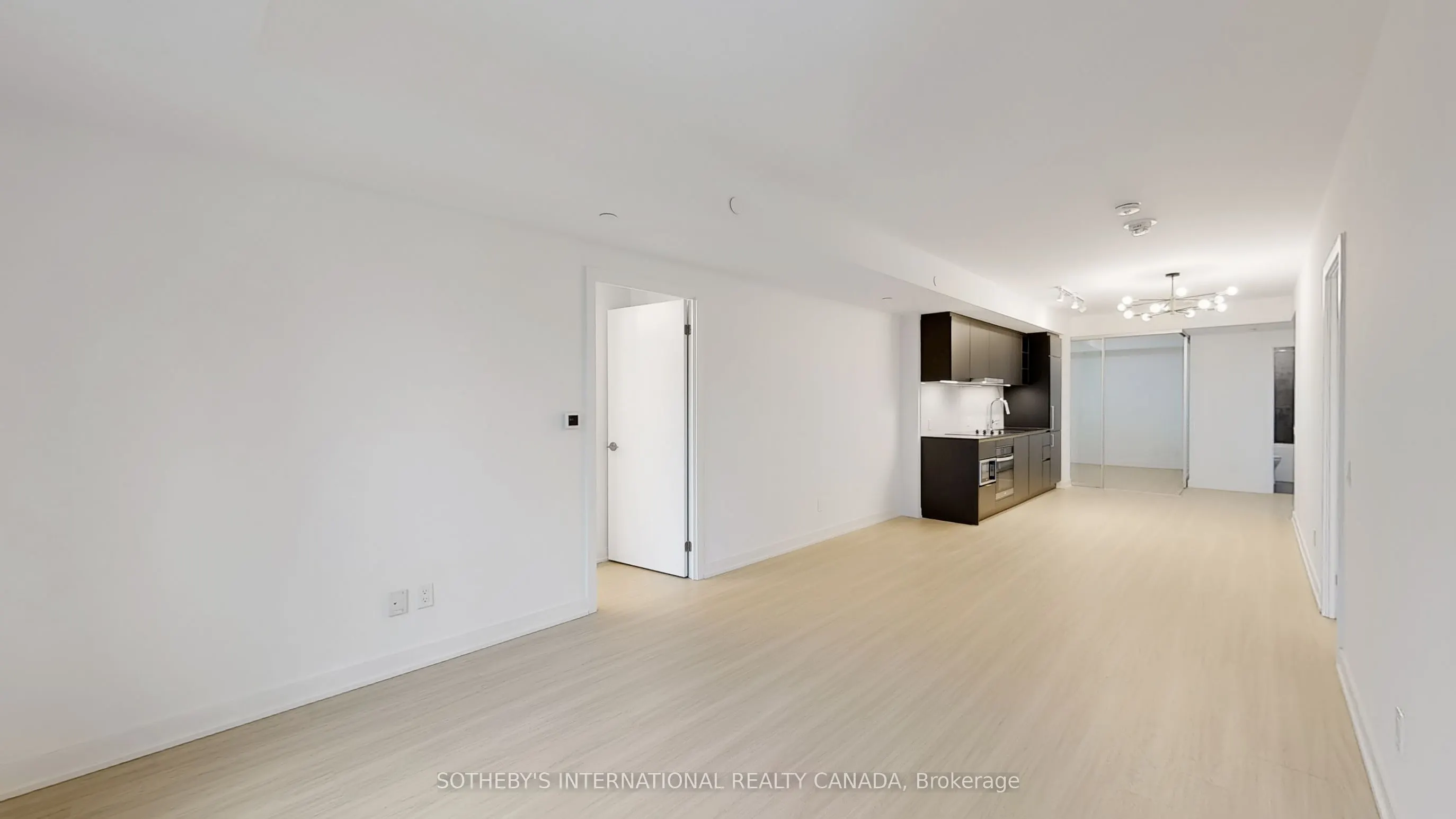 8 Wellesley Street W, #707