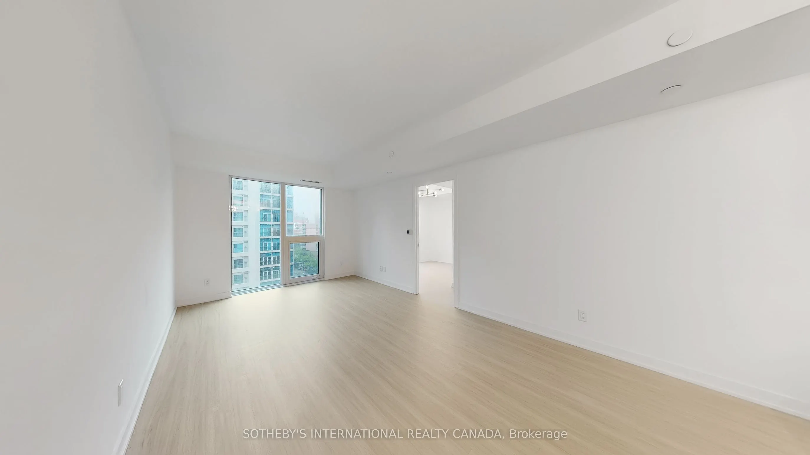 8 Wellesley Street W, #707