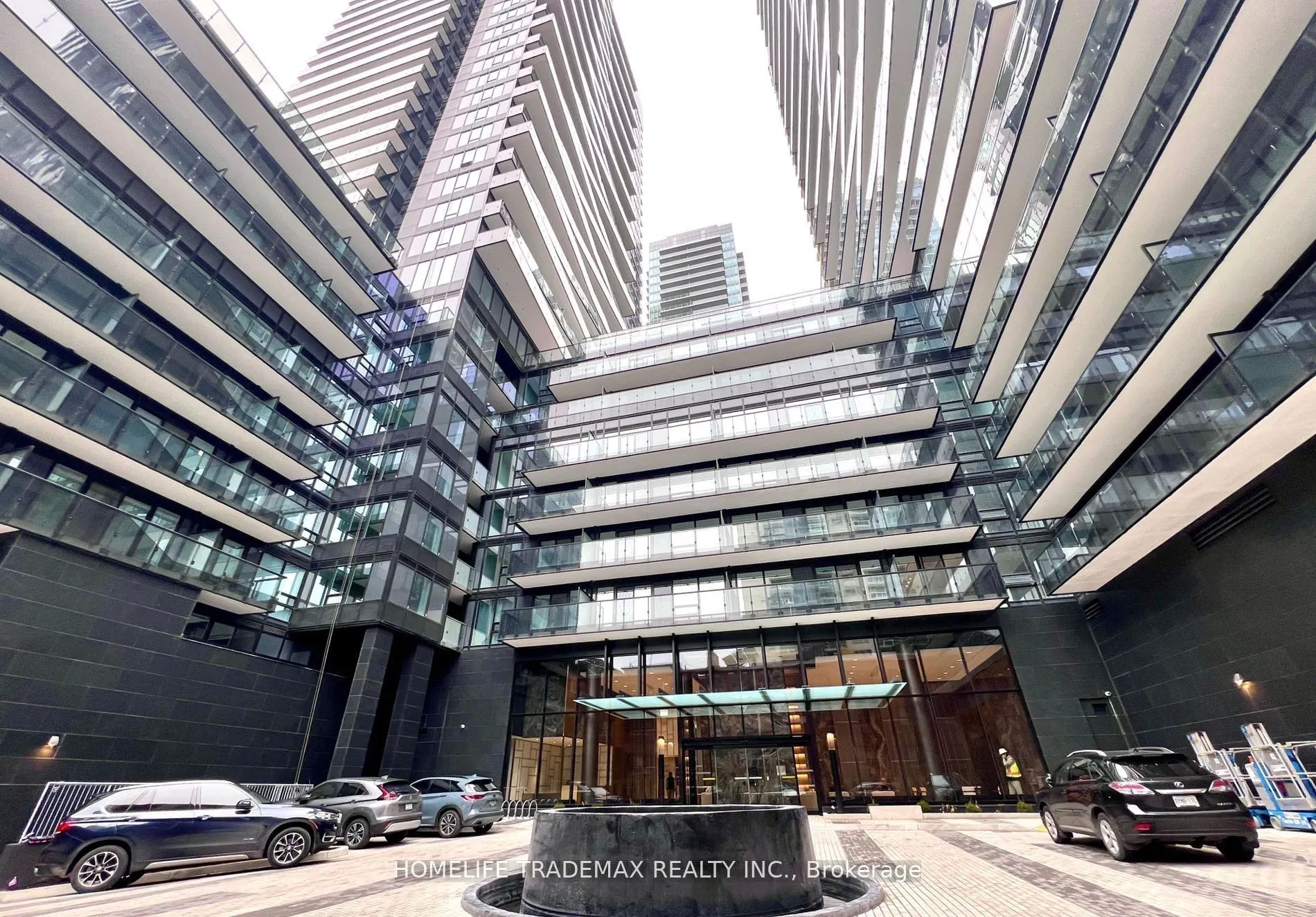 117 Broadway Avenue, #416