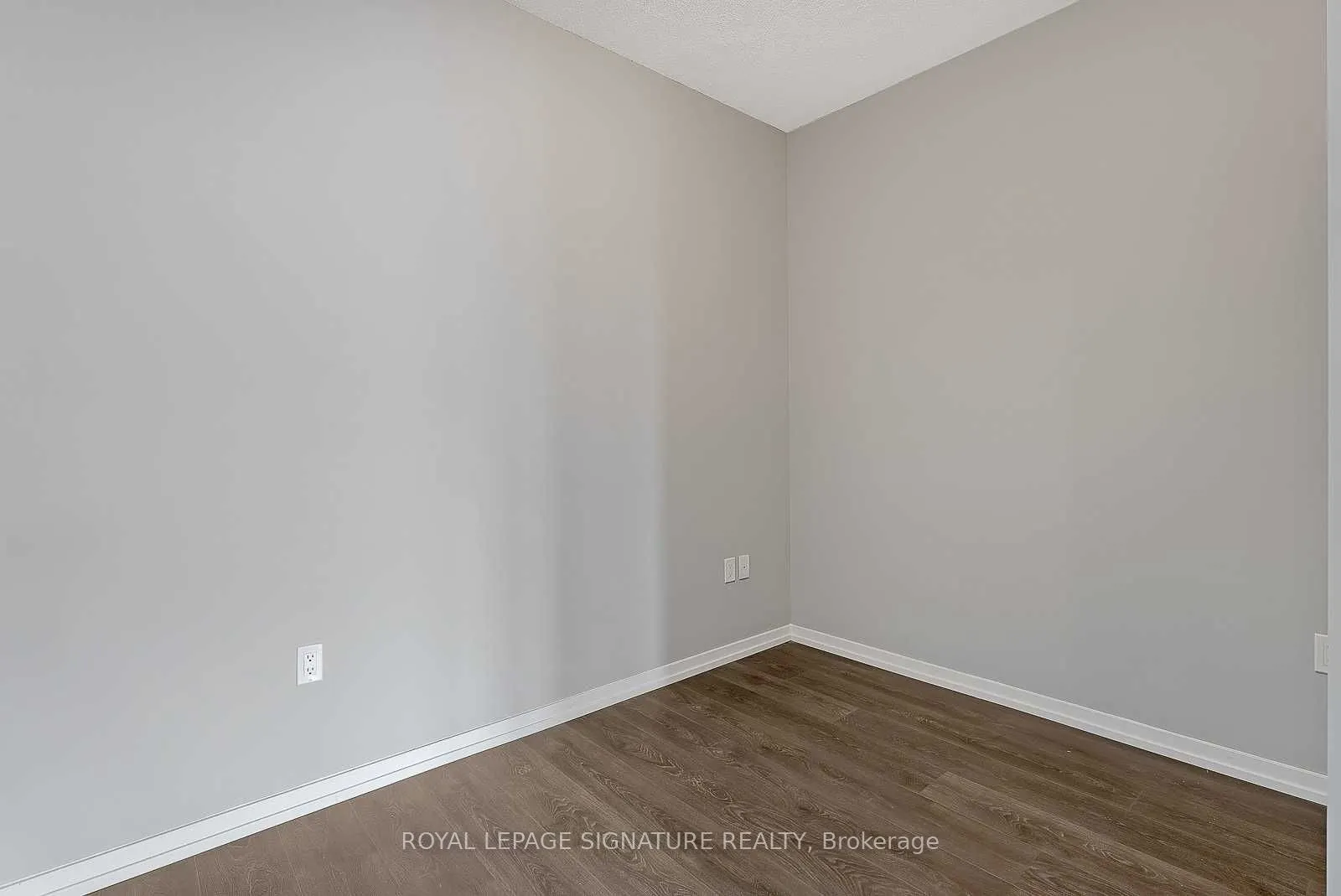 3237 Bayview Avenue, #311