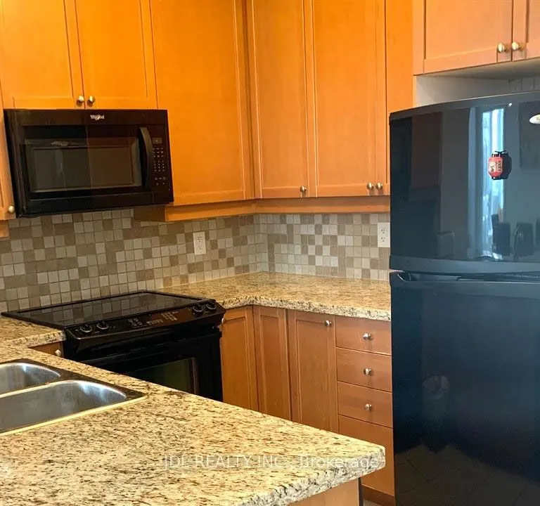 25 Greenview Avenue, #Ph26