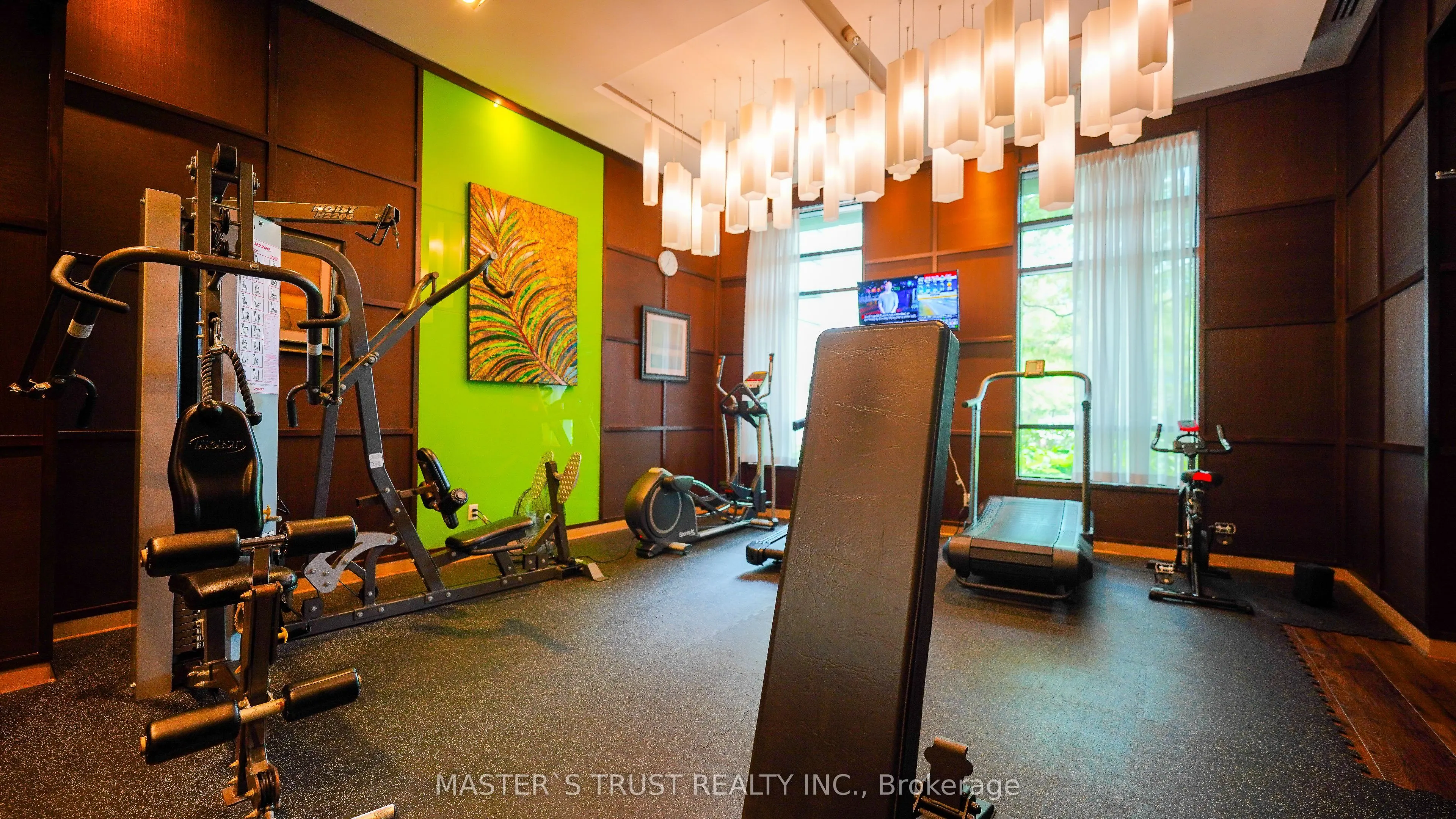 5740 Yonge Street, #501