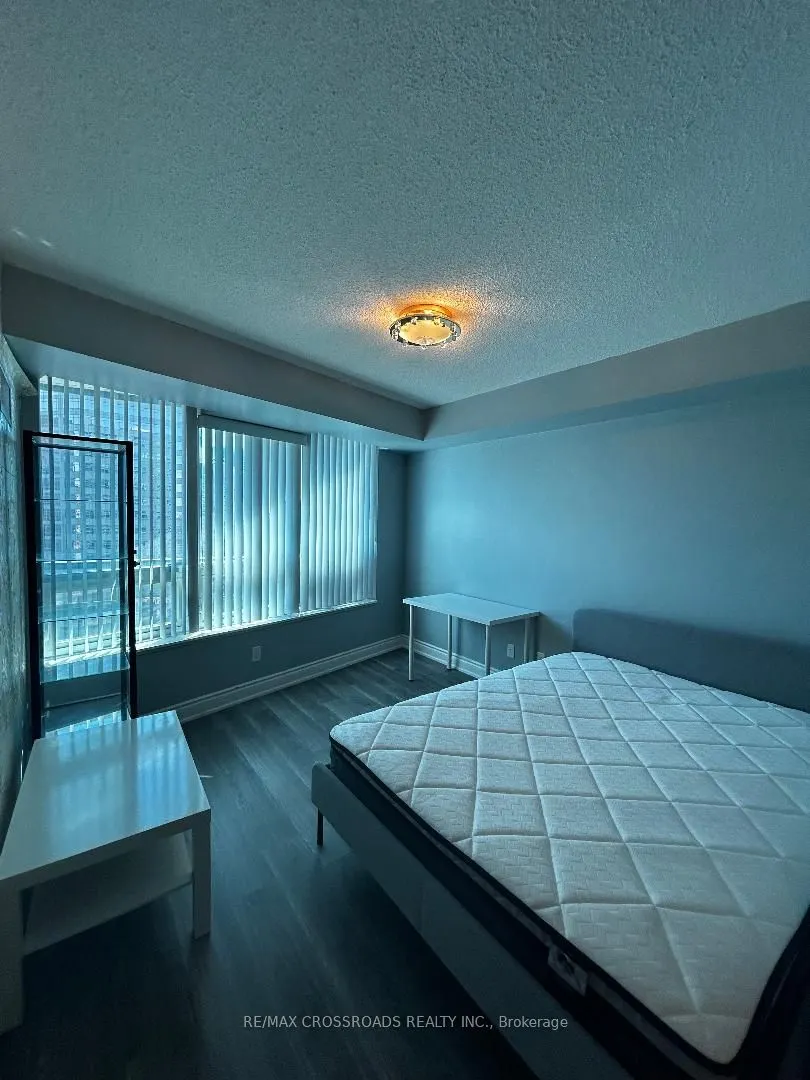 15 Greenview Avenue, #1814