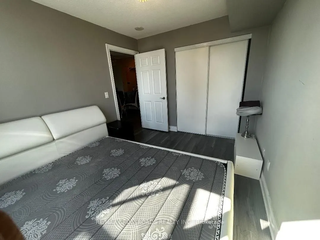 15 Greenview Avenue, #1814