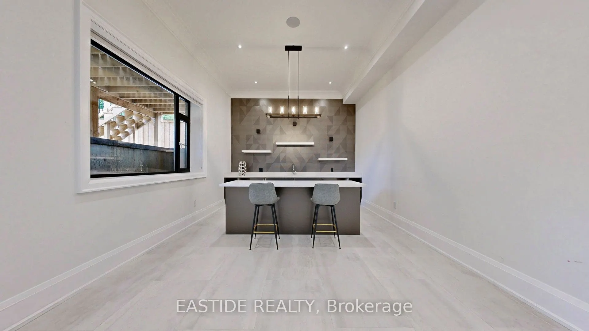 1 Ennismore Place