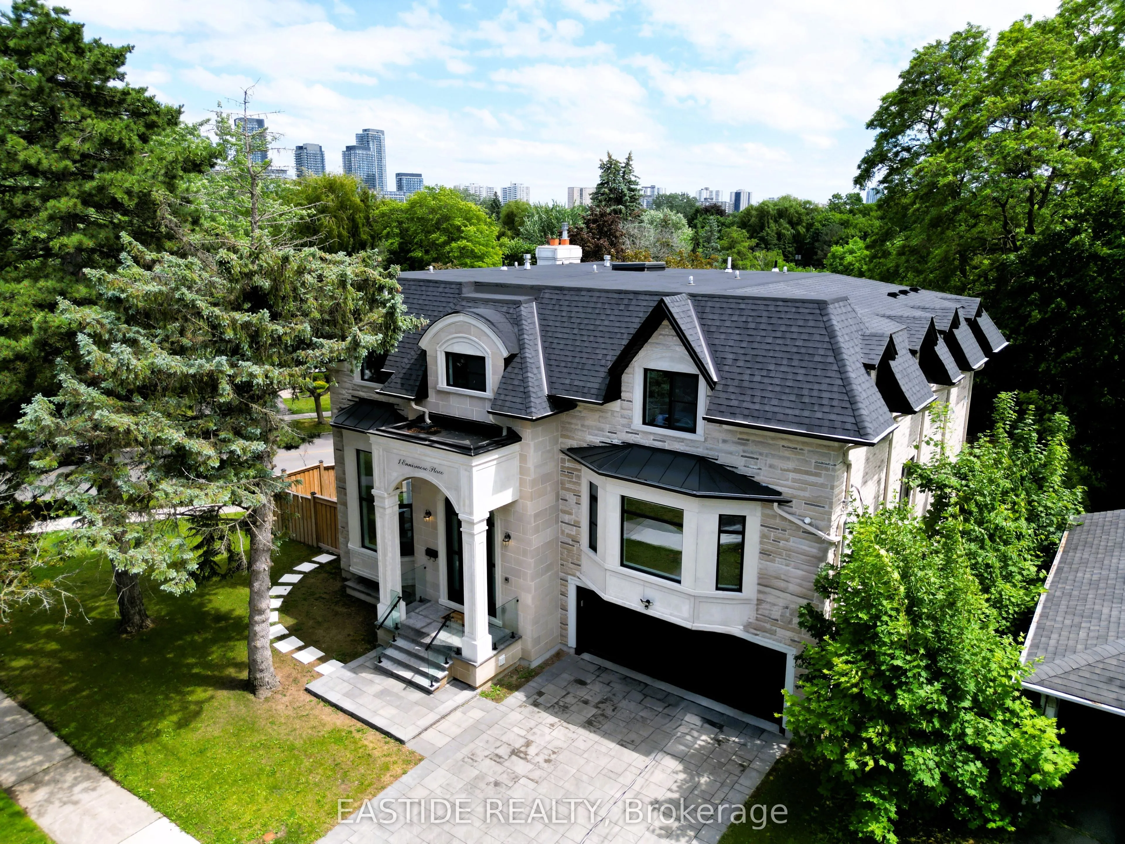 1 Ennismore Place