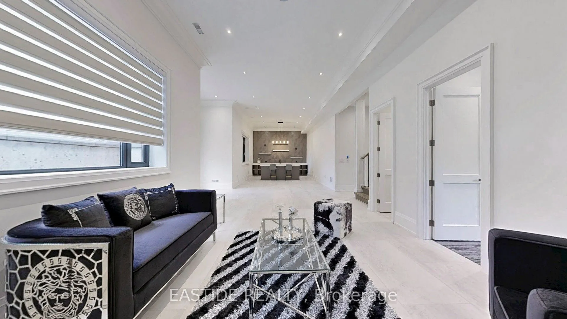 1 Ennismore Place