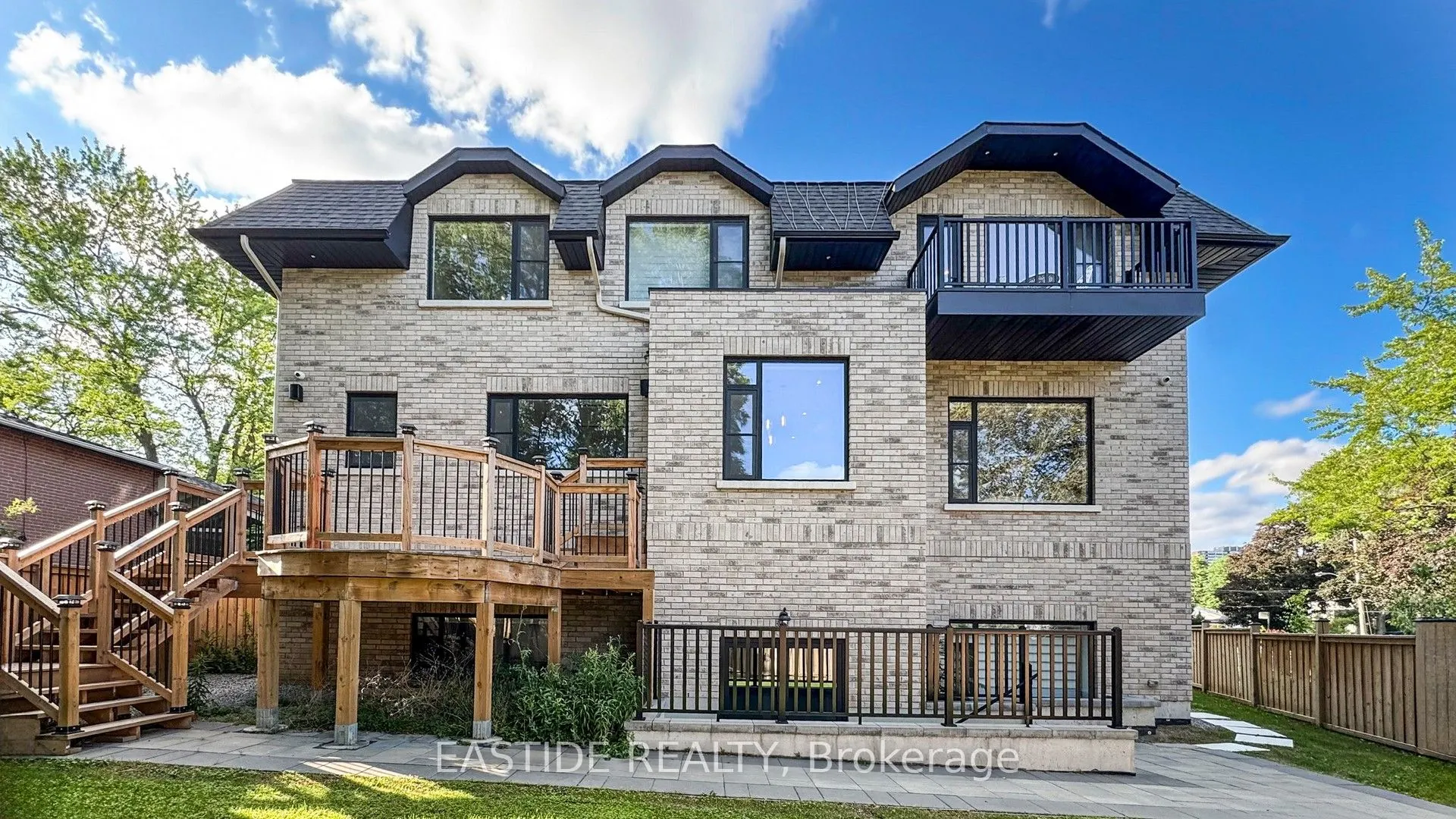 1 Ennismore Place