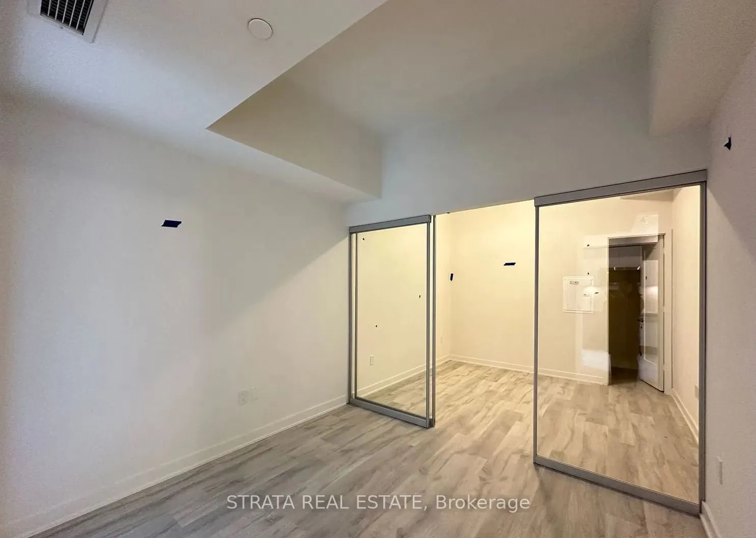 135 Lower Sherbourne St, #1733W