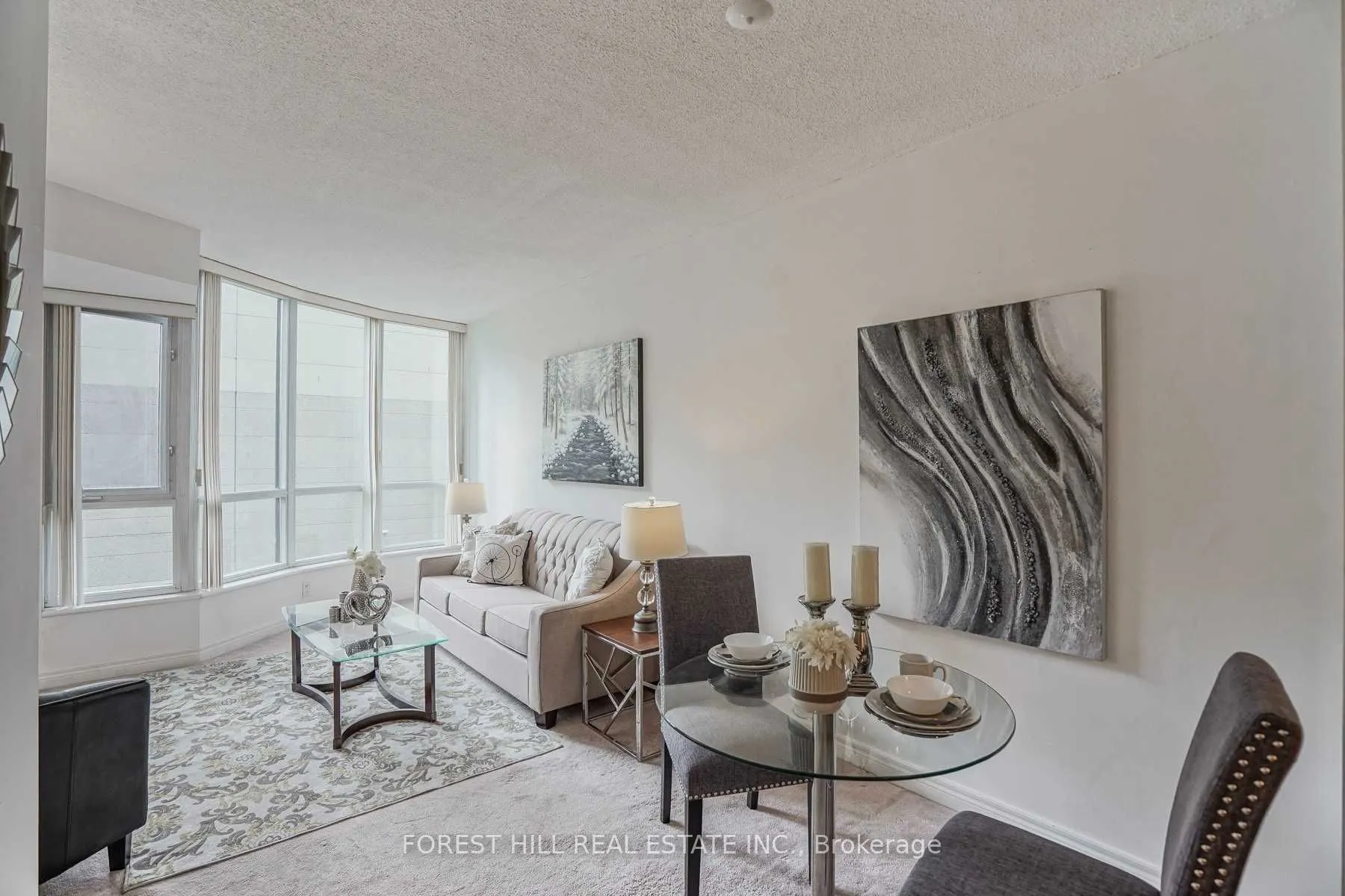 55 Bloor Street E, #605